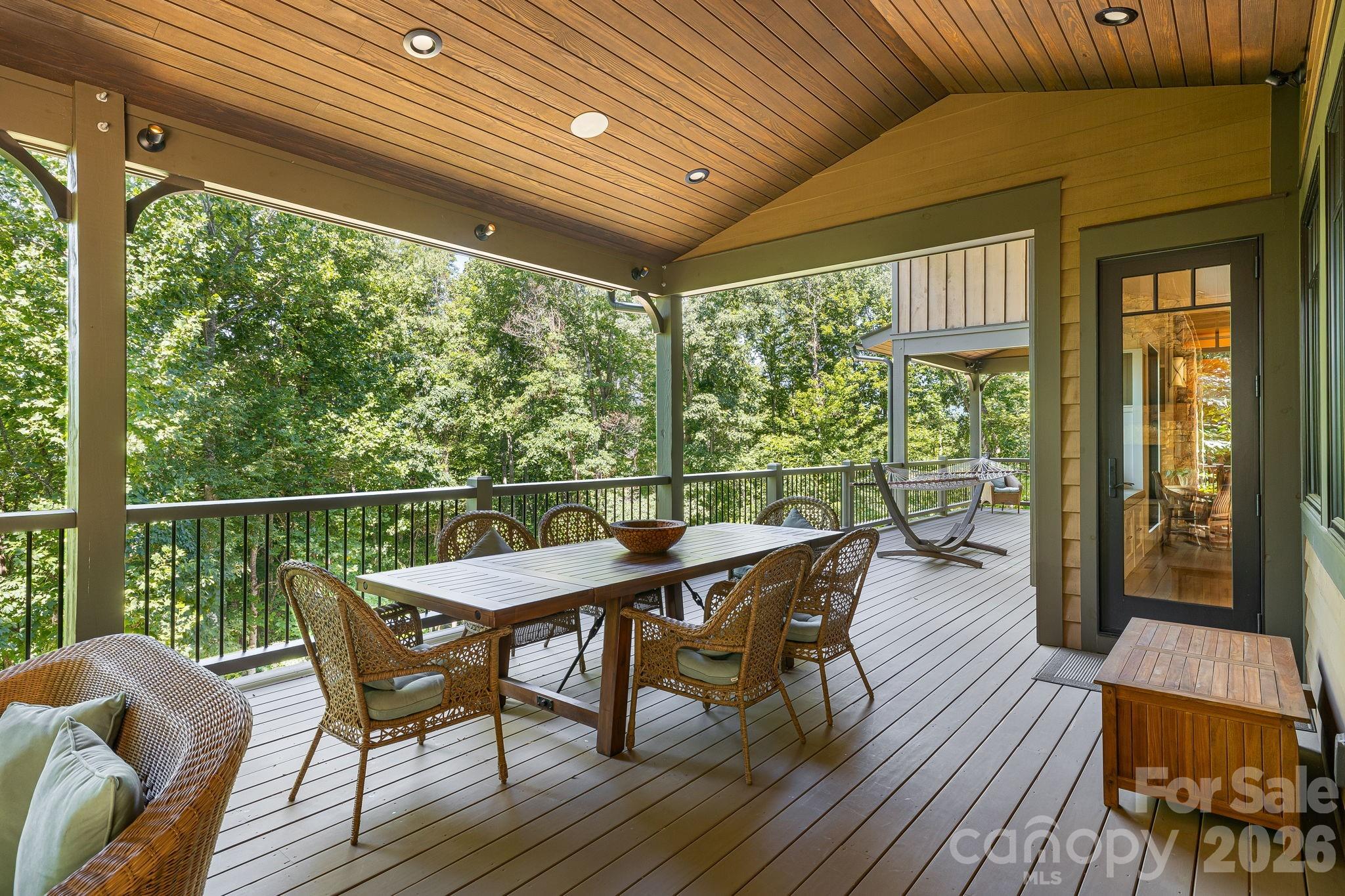 80 East Reach Road 117 Property Photo 45
