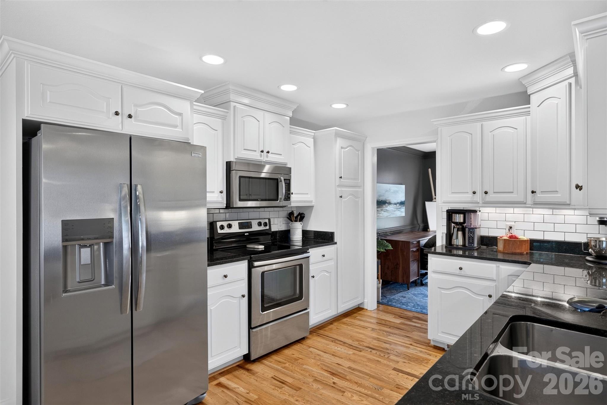846 Affirmed Drive Property Photo 17