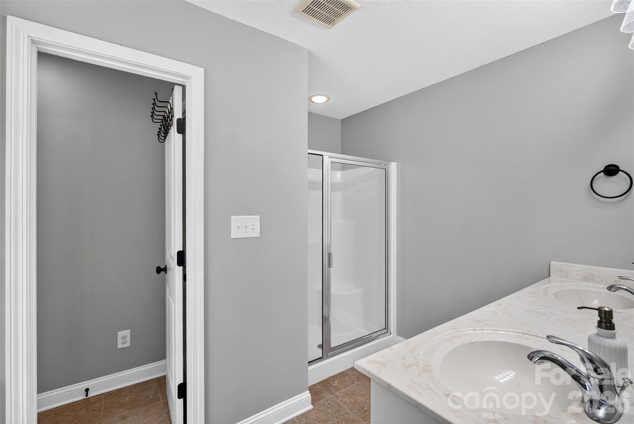 846 Affirmed Drive Property Photo 22
