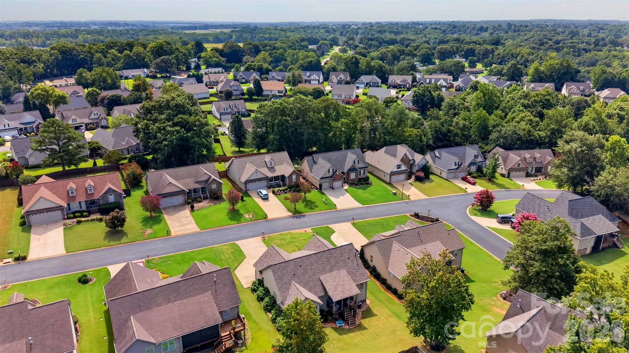 846 Affirmed Drive Property Photo 37