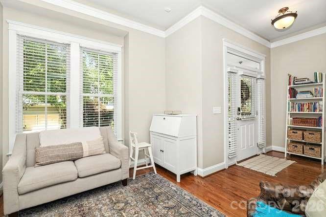 742 Revival Row Property Photo 6