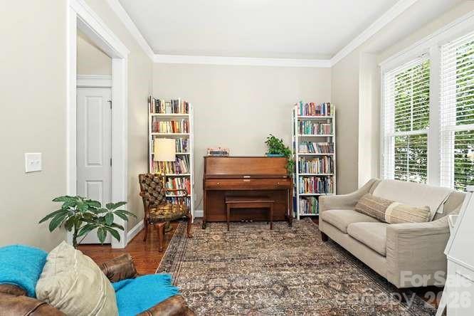 742 Revival Row Property Photo 7