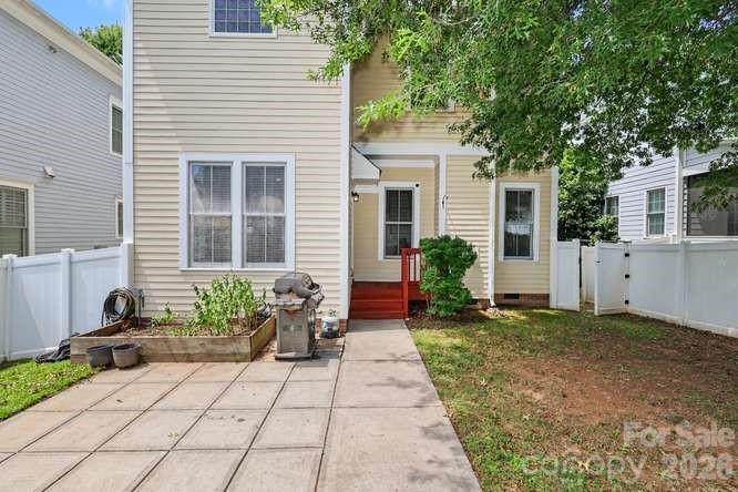 742 Revival Row Property Photo 30