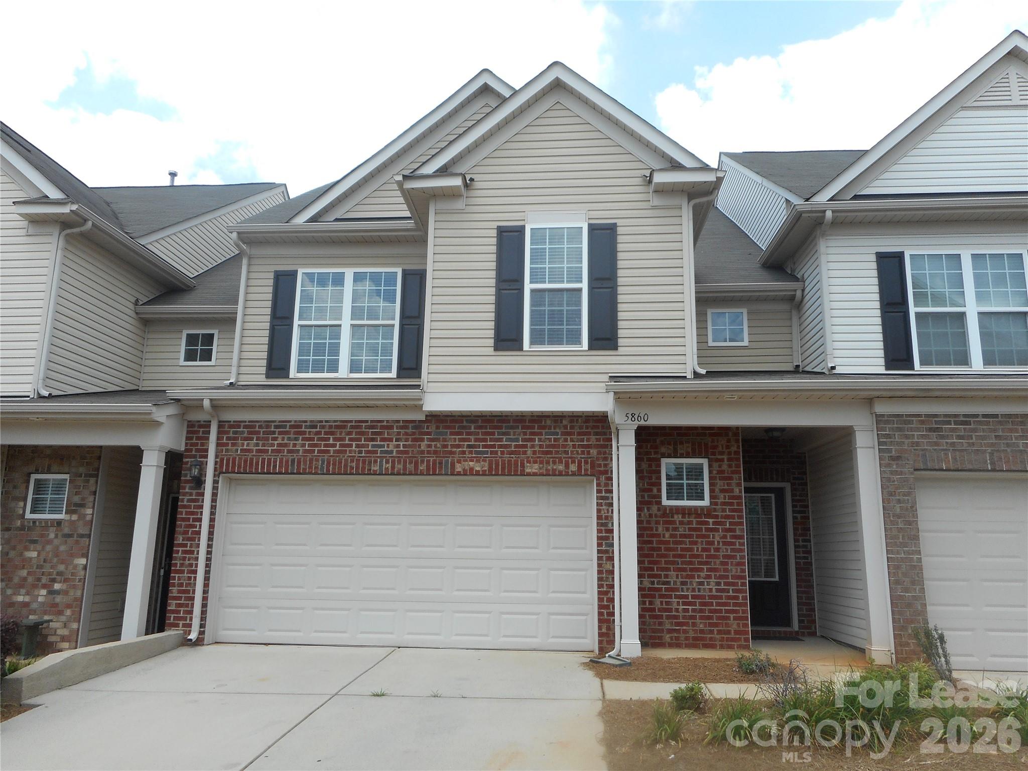 5860 Glassport Lane Property Photo 1
