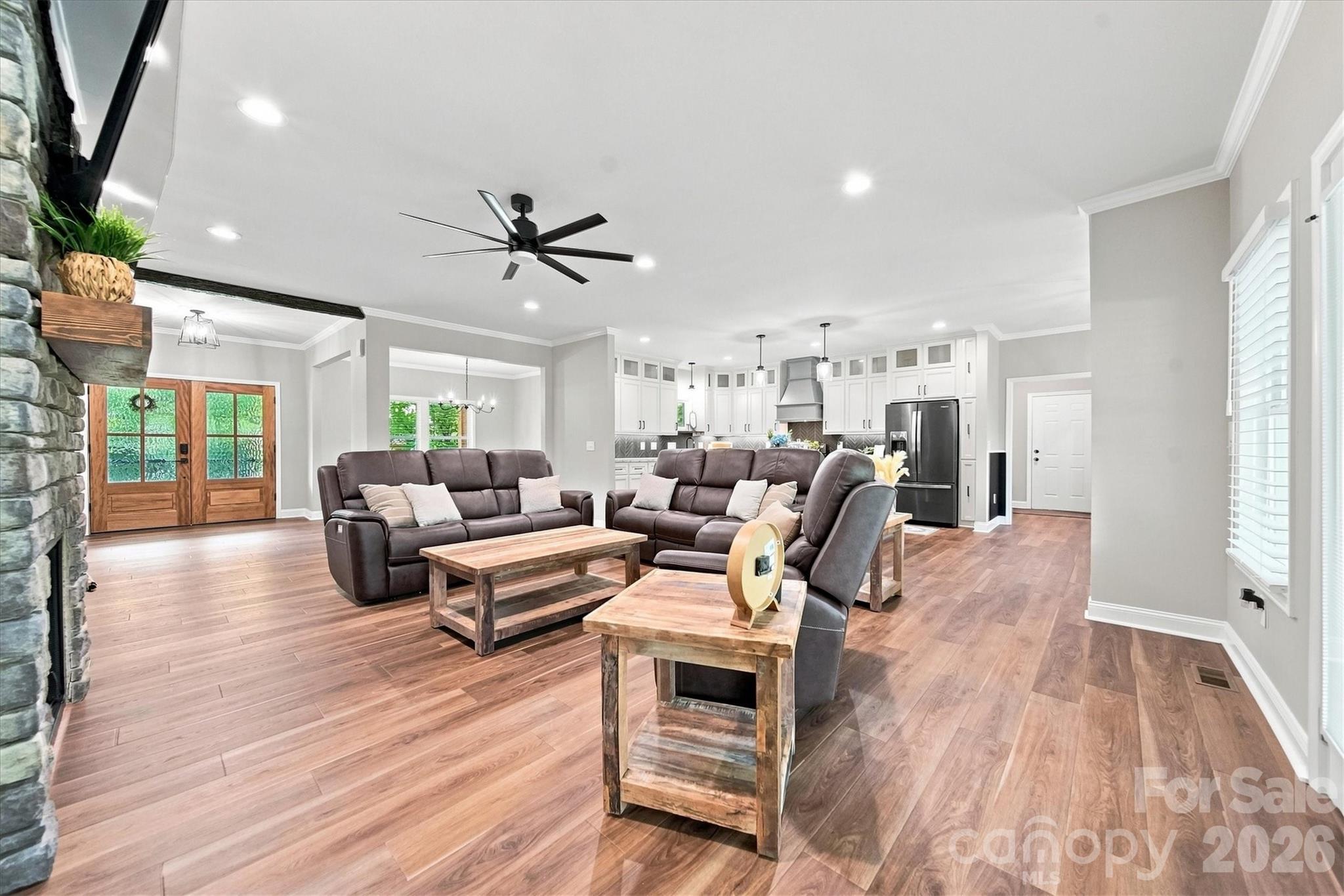 34 Colts Neck Lane Property Photo 7