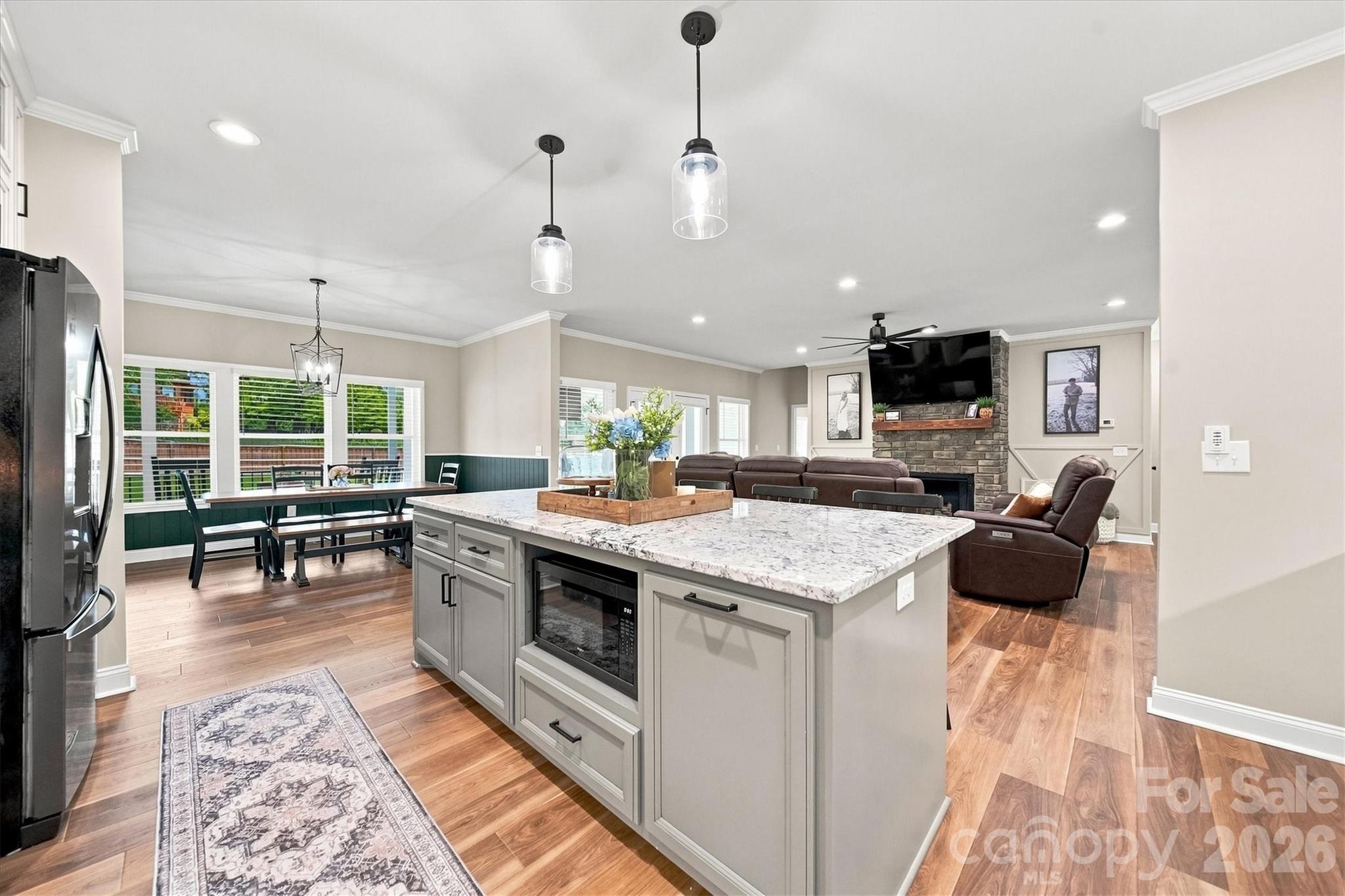 34 Colts Neck Lane Property Photo 12
