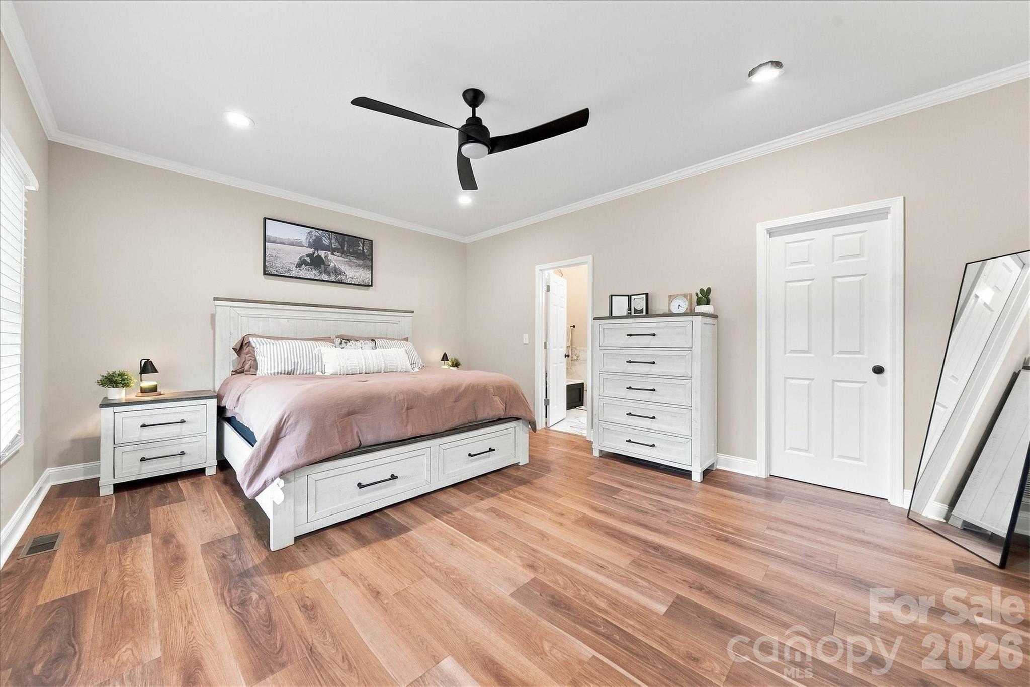34 Colts Neck Lane Property Photo 17