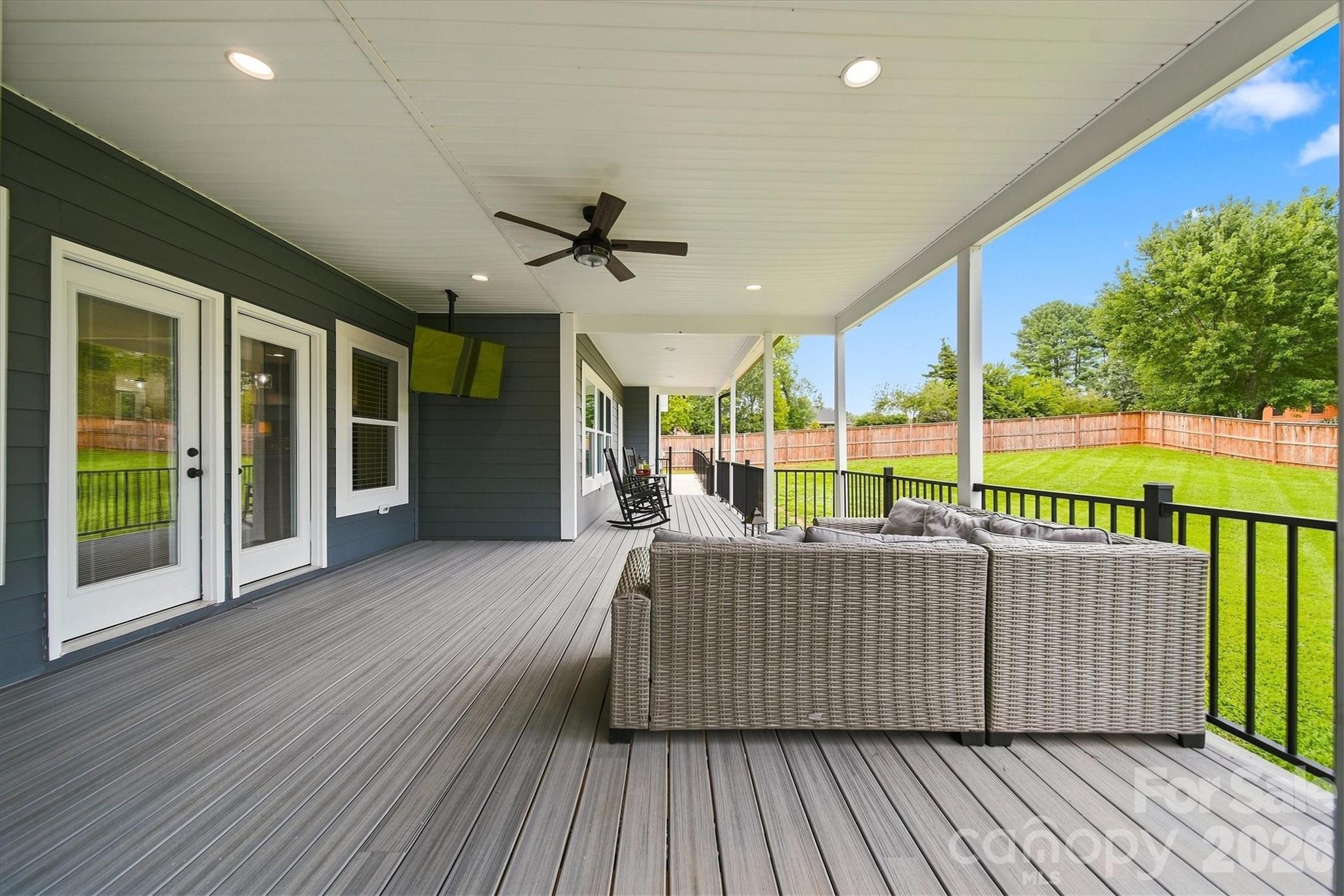 34 Colts Neck Lane Property Photo 40