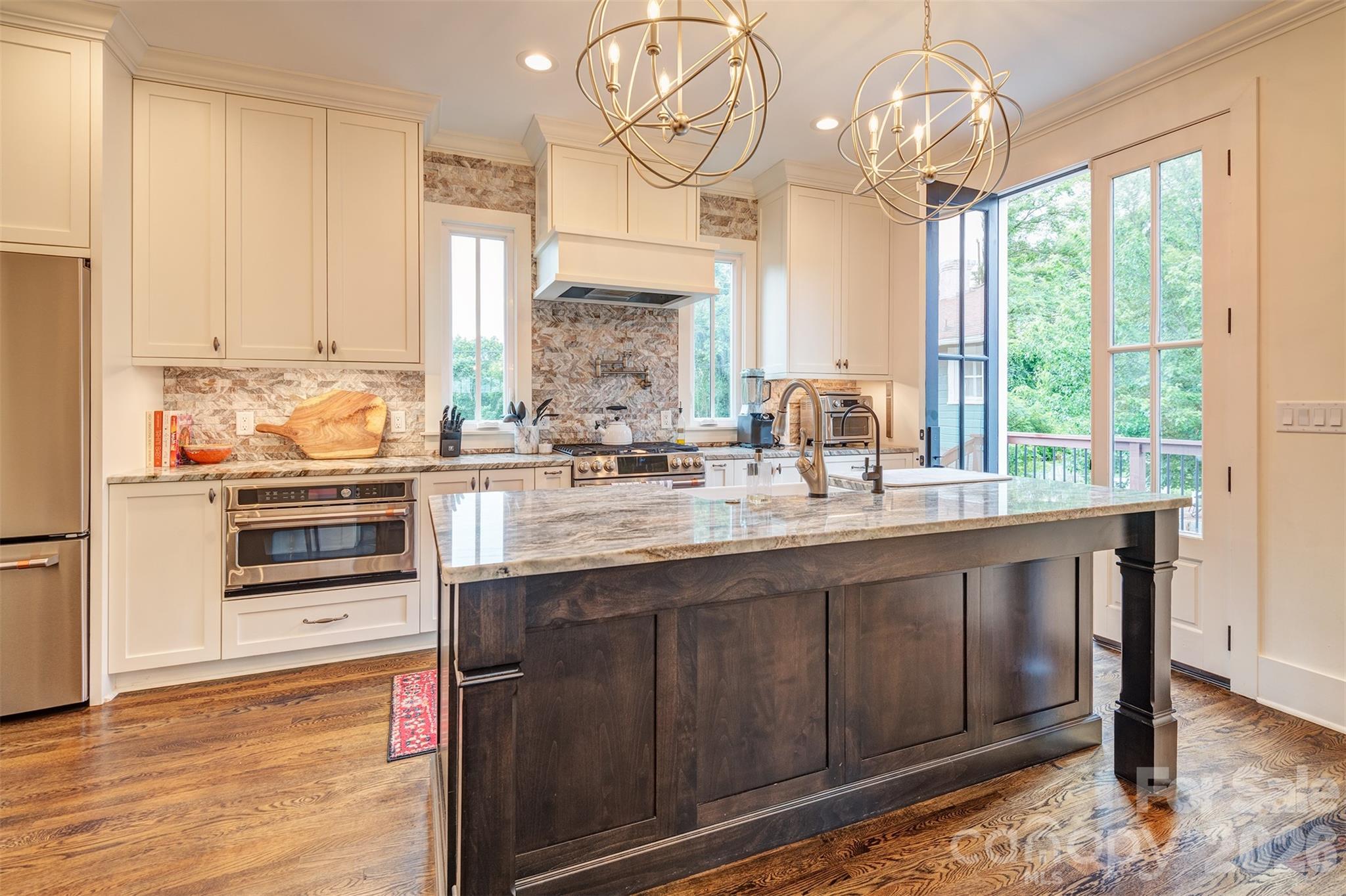 43 Walton Street Property Photo 10