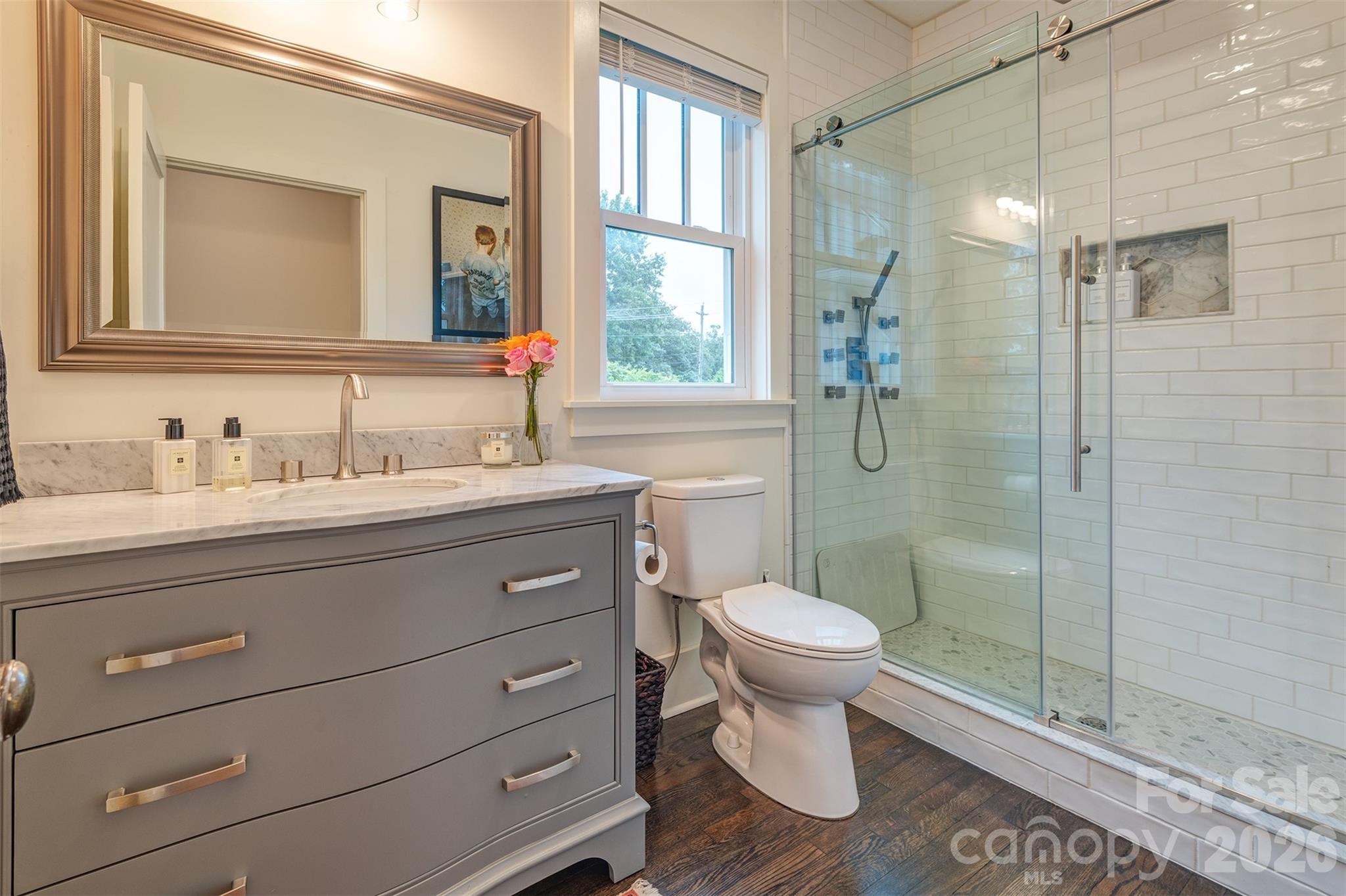 43 Walton Street Property Photo 23