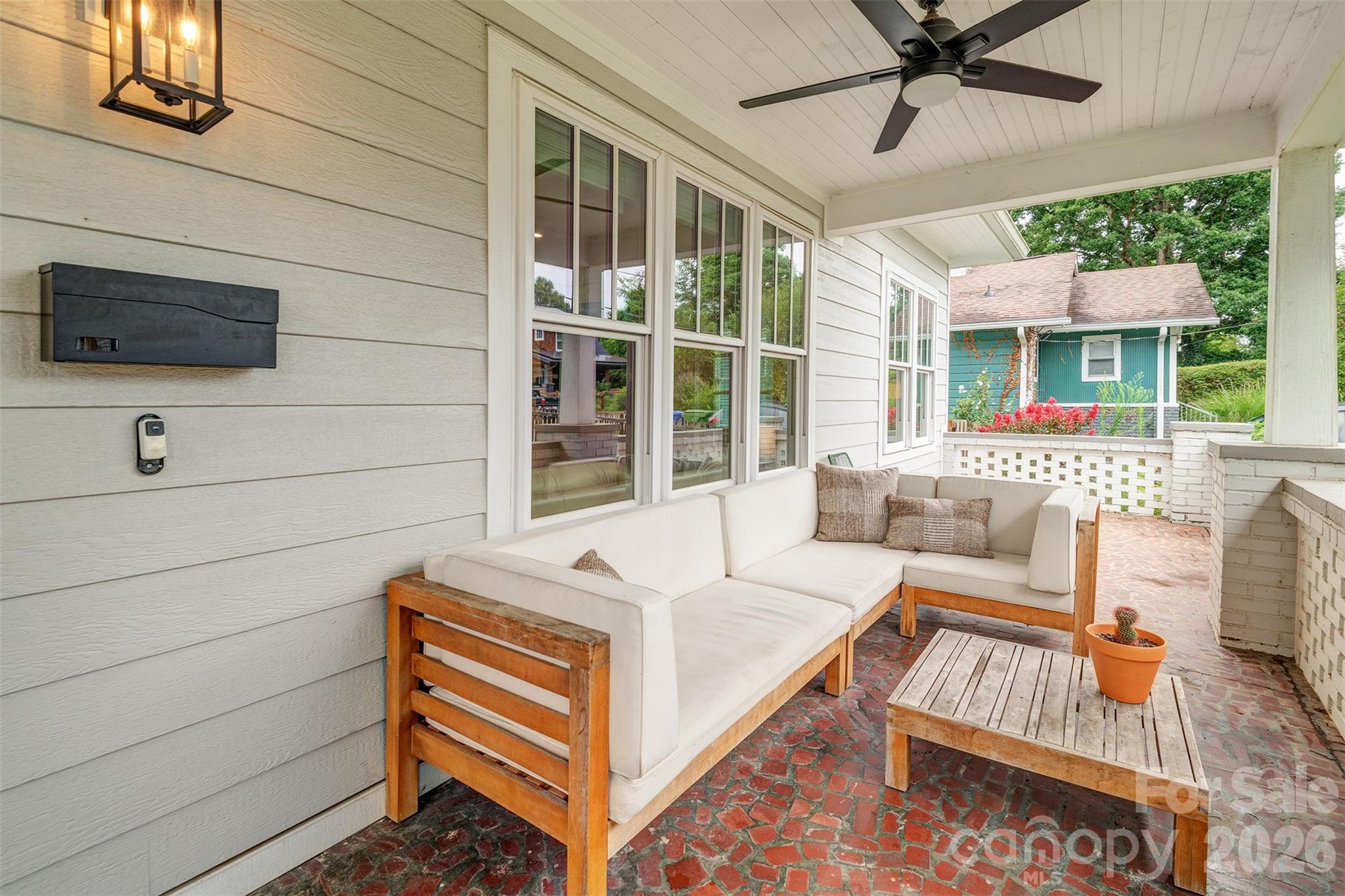 43 Walton Street Property Photo 37