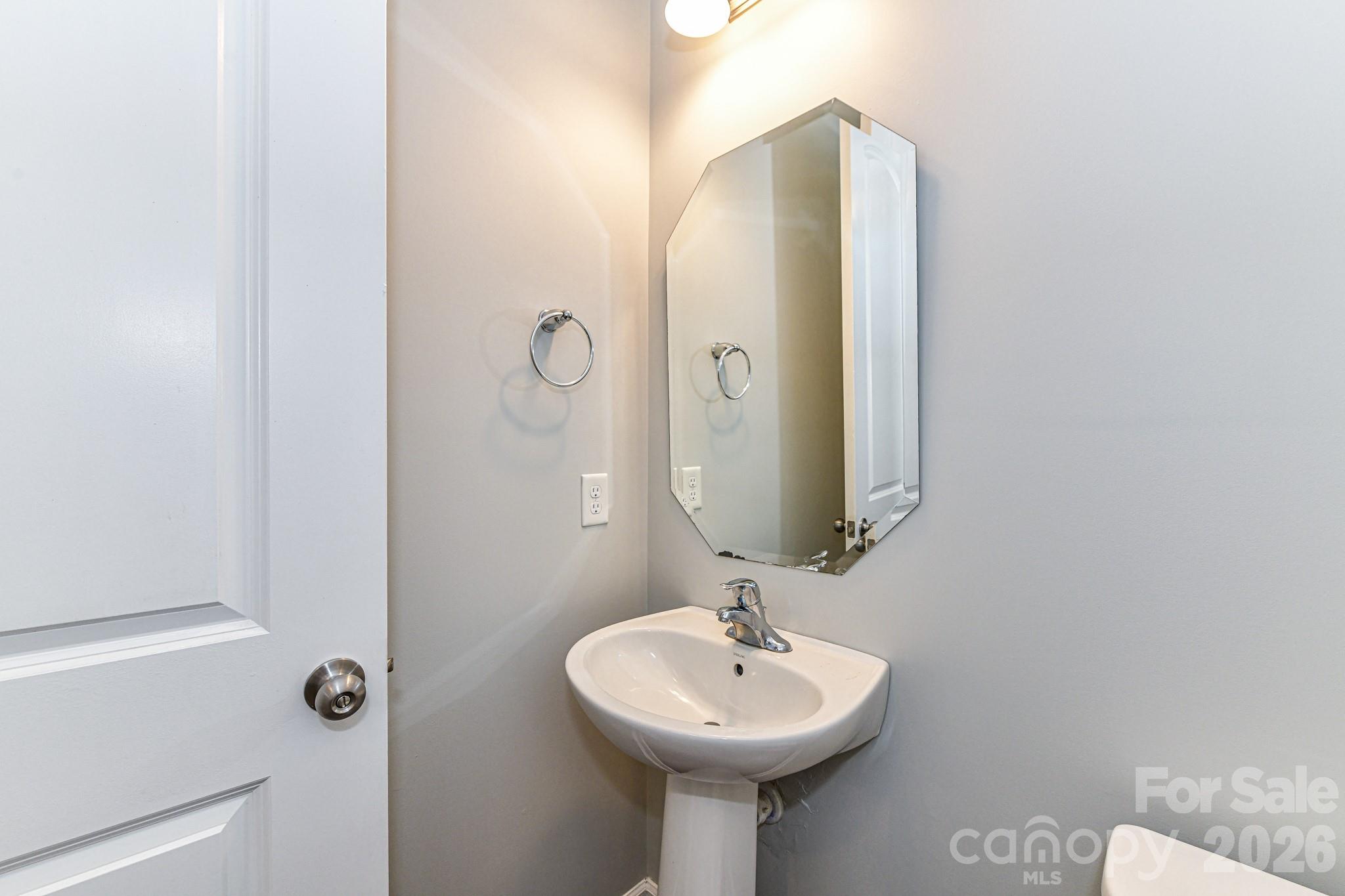 4316 Hubbard Road Property Photo 22