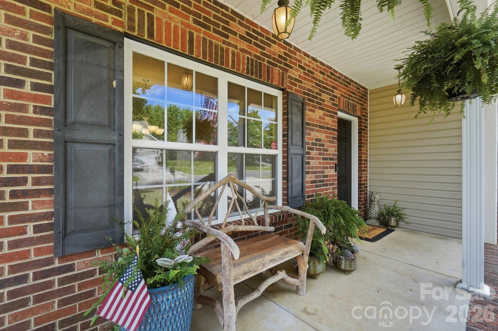 411 Moonshadow Haven Property Photo 2