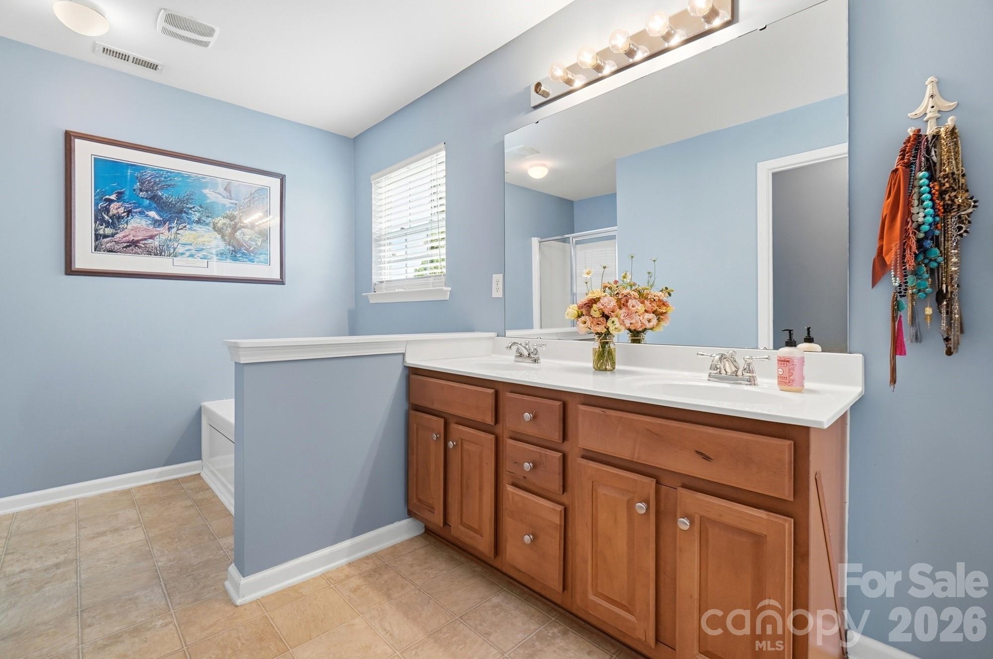 411 Moonshadow Haven Property Photo 23