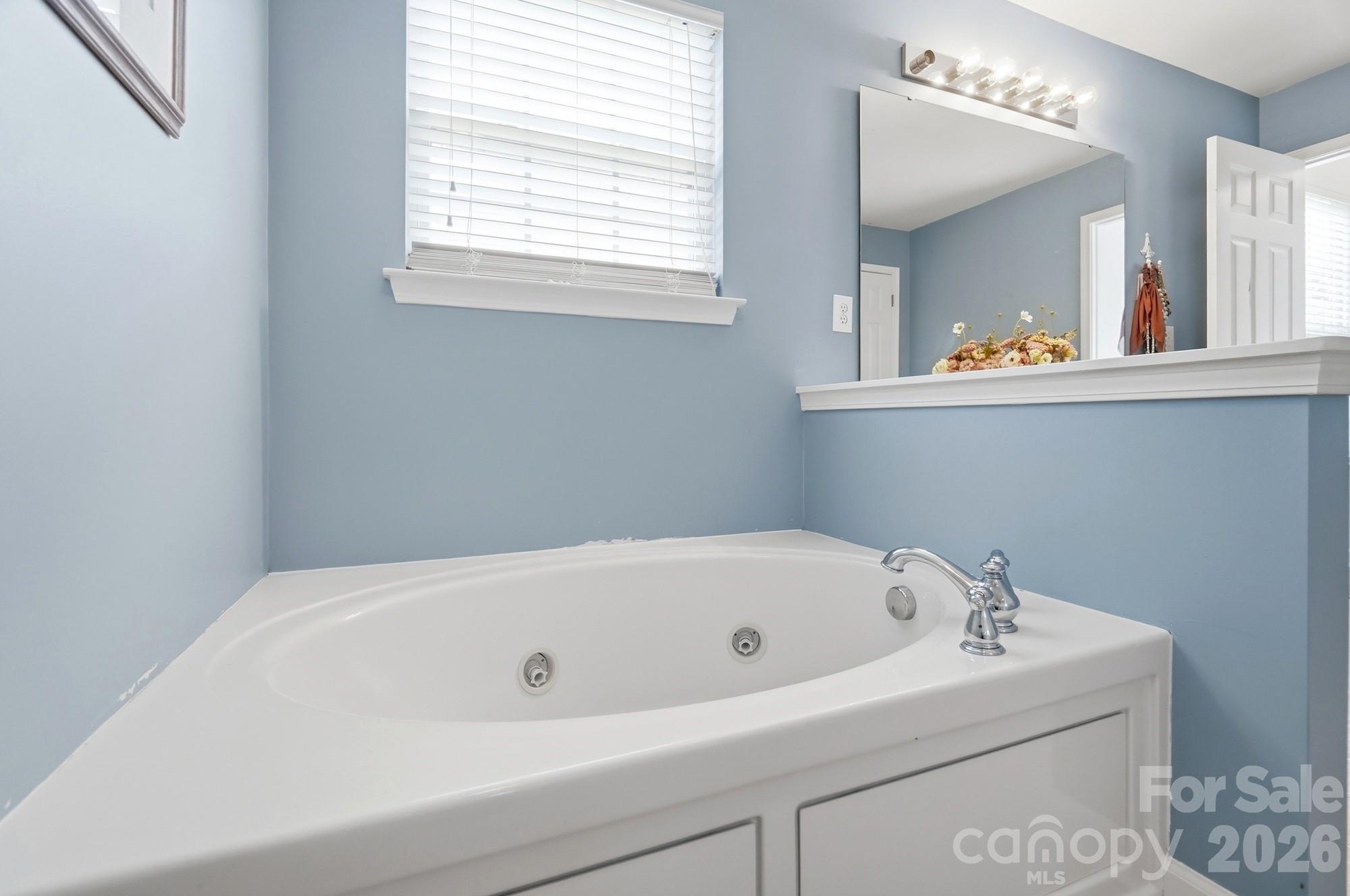 411 Moonshadow Haven Property Photo 24