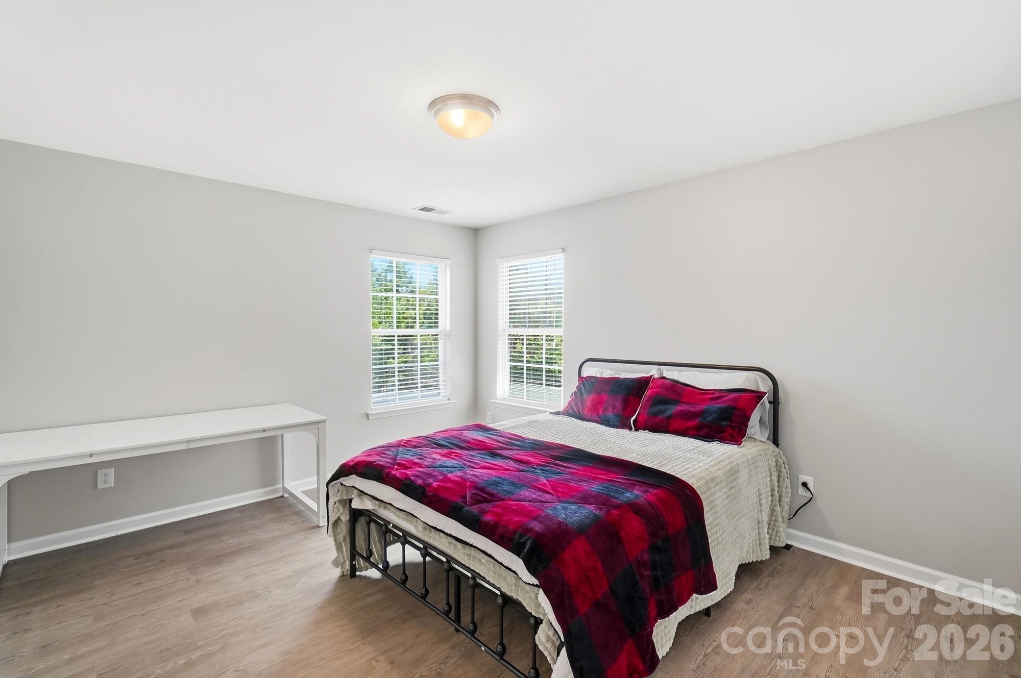 411 Moonshadow Haven Property Photo 31