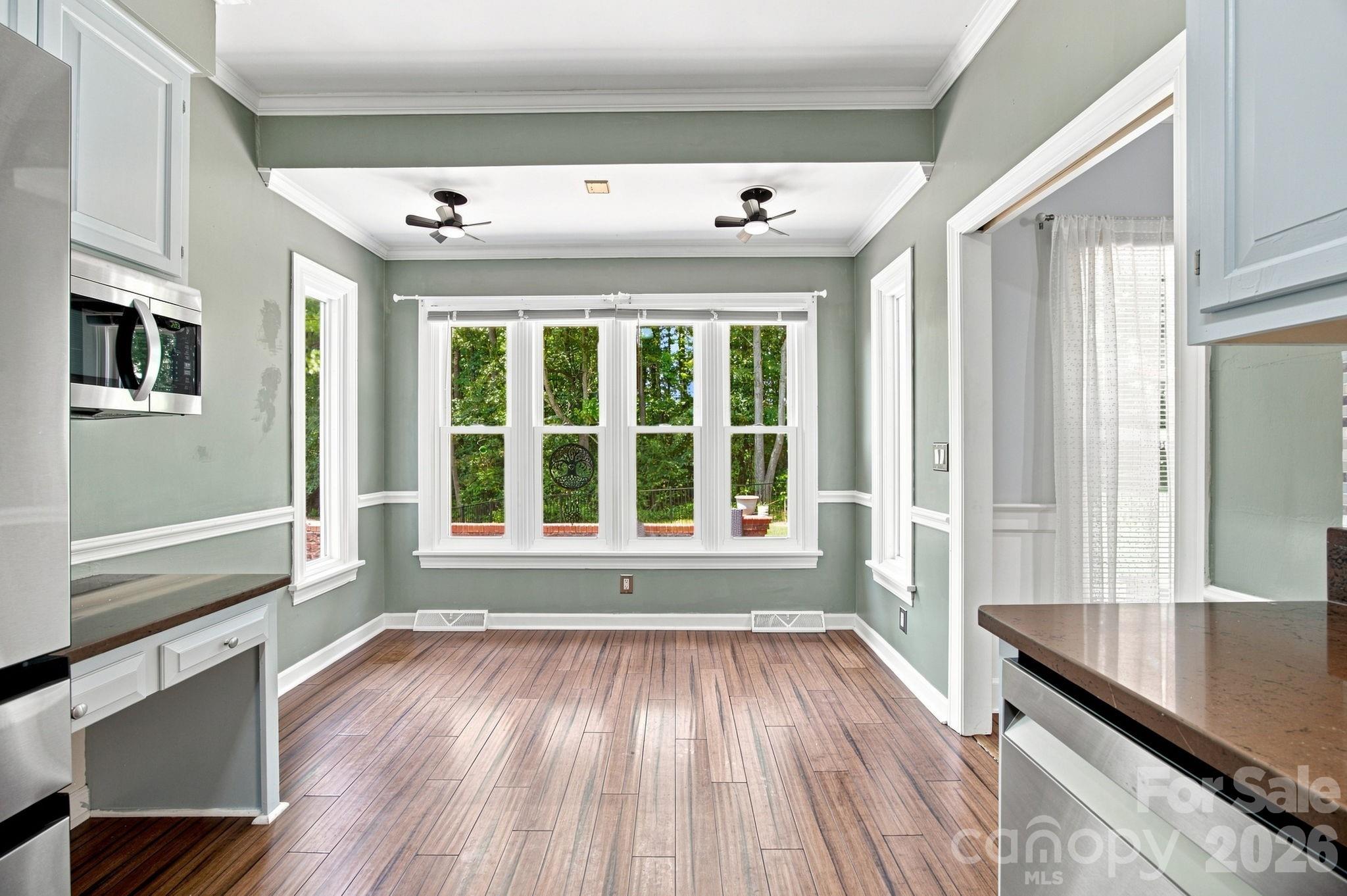 100 Arabian Lane Property Photo 15