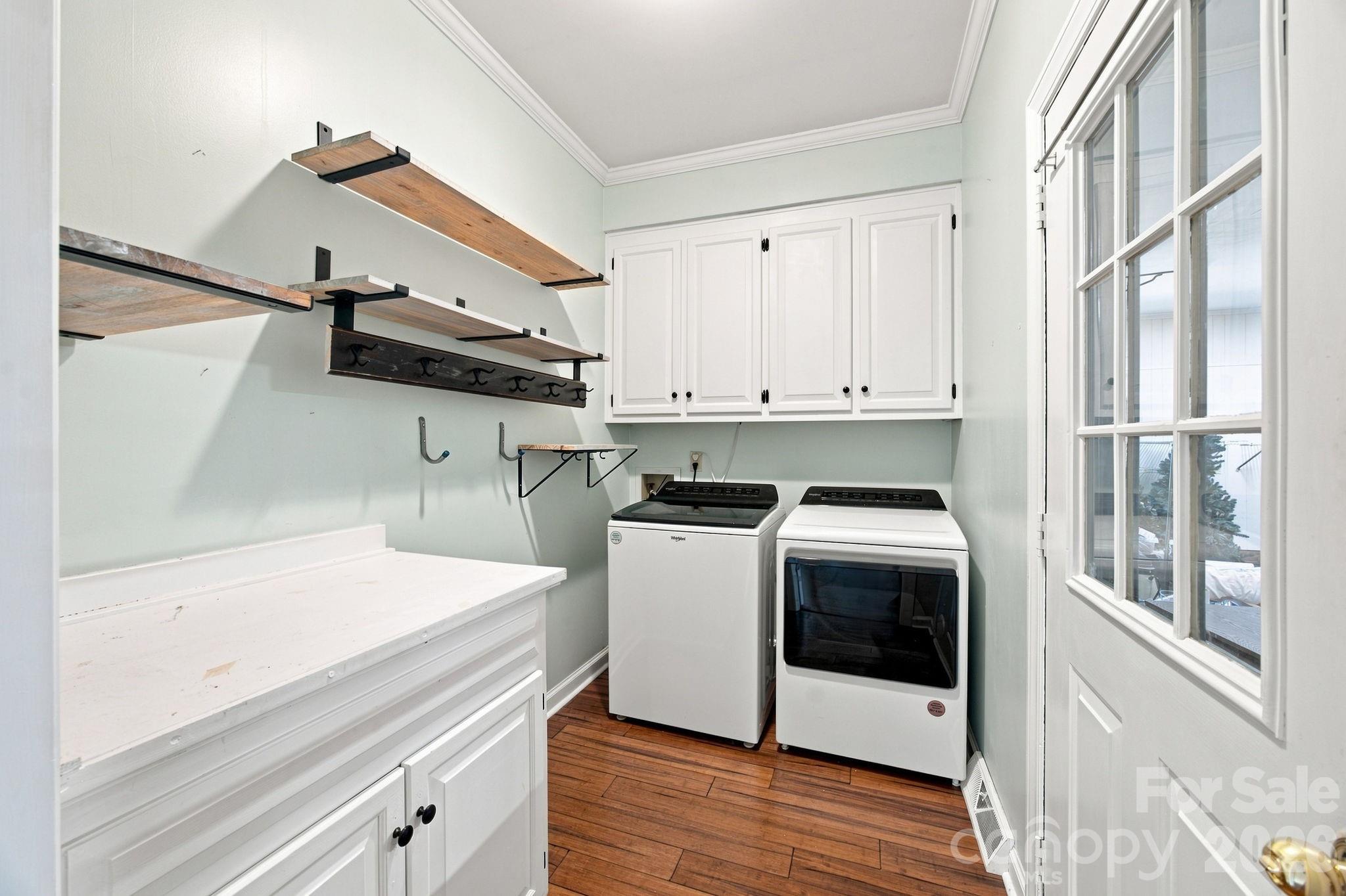 100 Arabian Lane Property Photo 20
