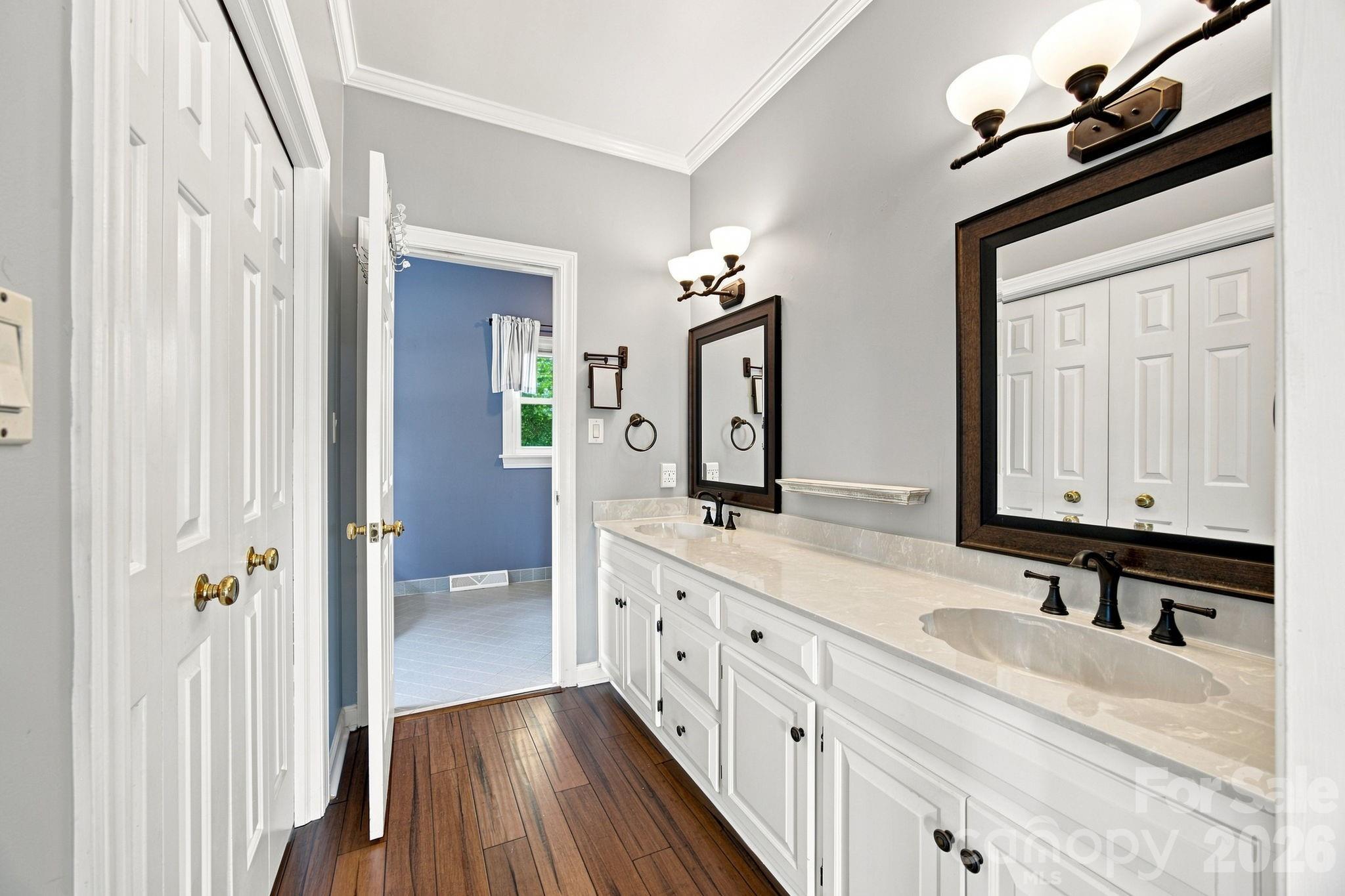 100 Arabian Lane Property Photo 24