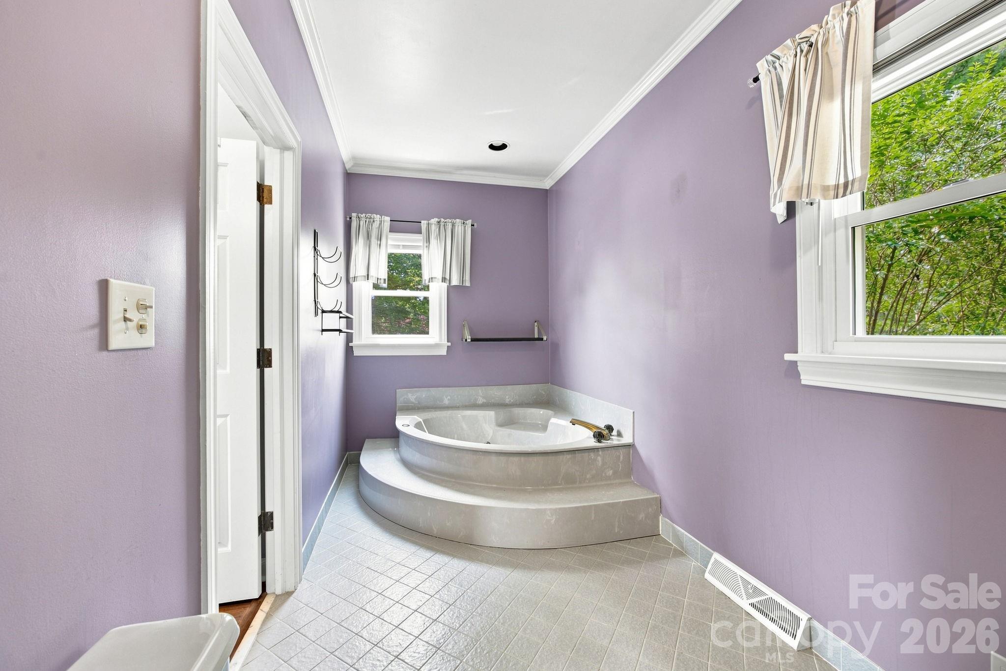 100 Arabian Lane Property Photo 25