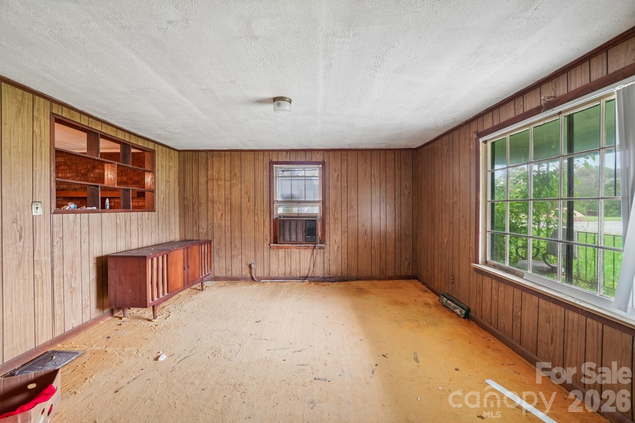 214 Sunset Street Property Photo 7