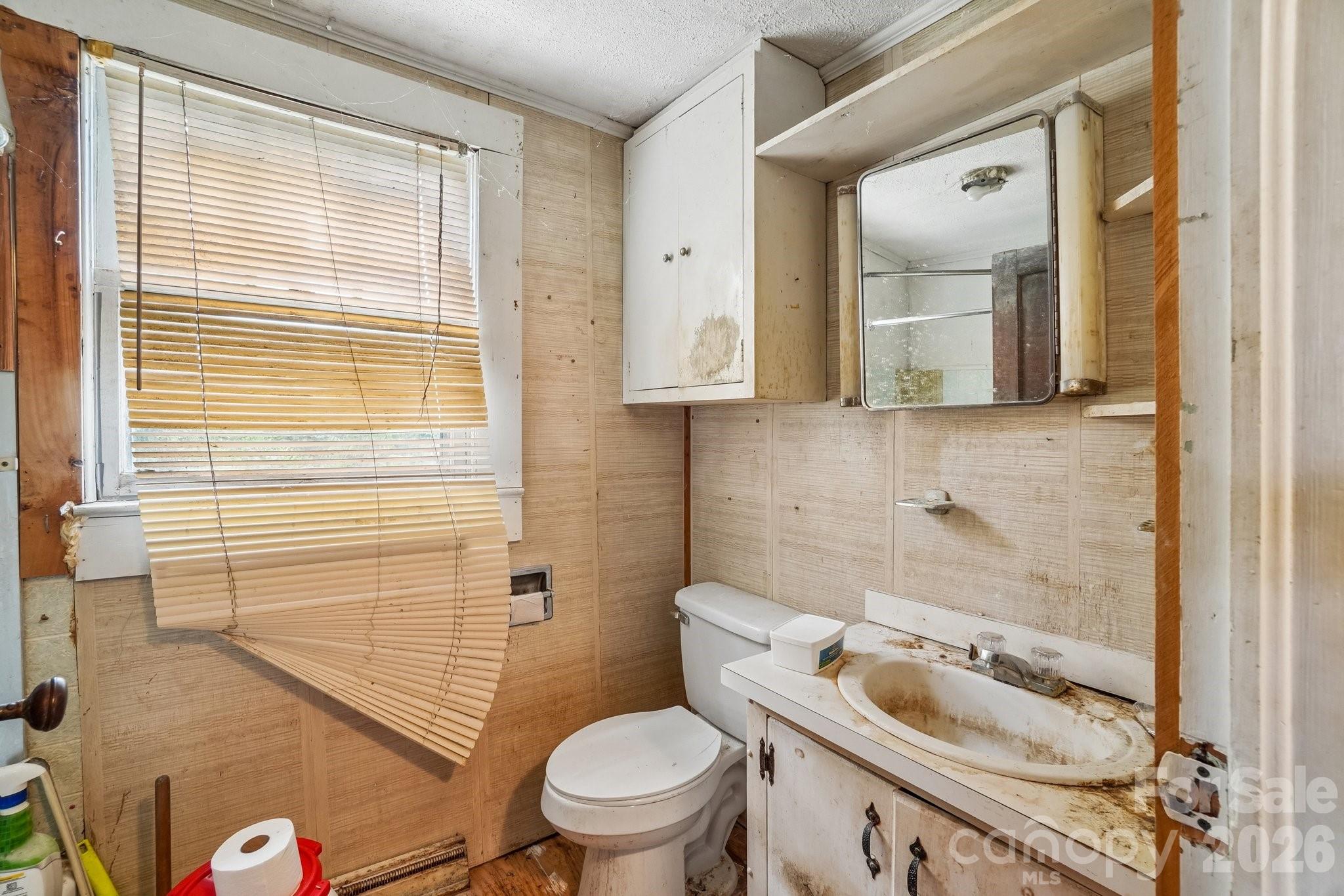 214 Sunset Street Property Photo 9