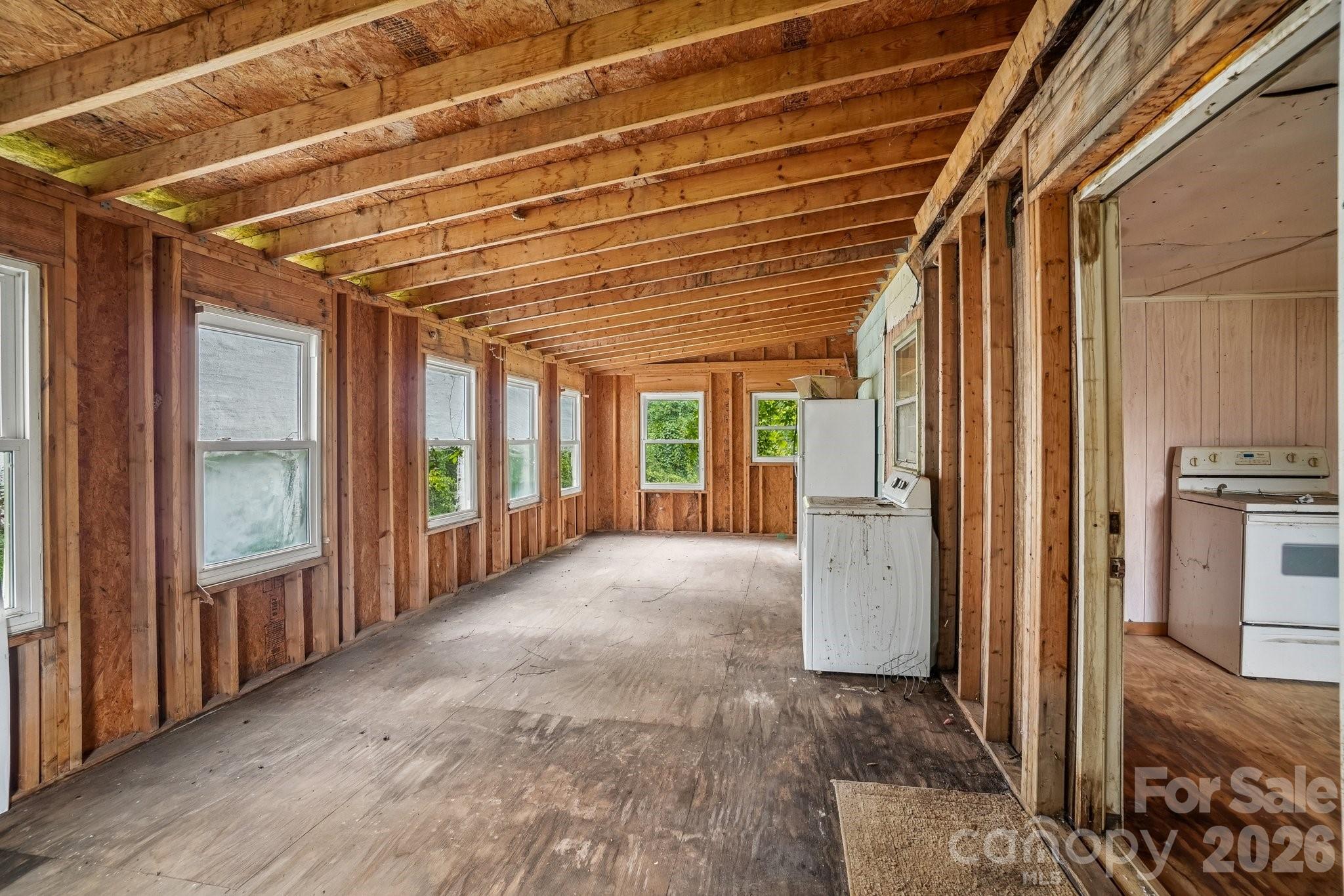 214 Sunset Street Property Photo 12