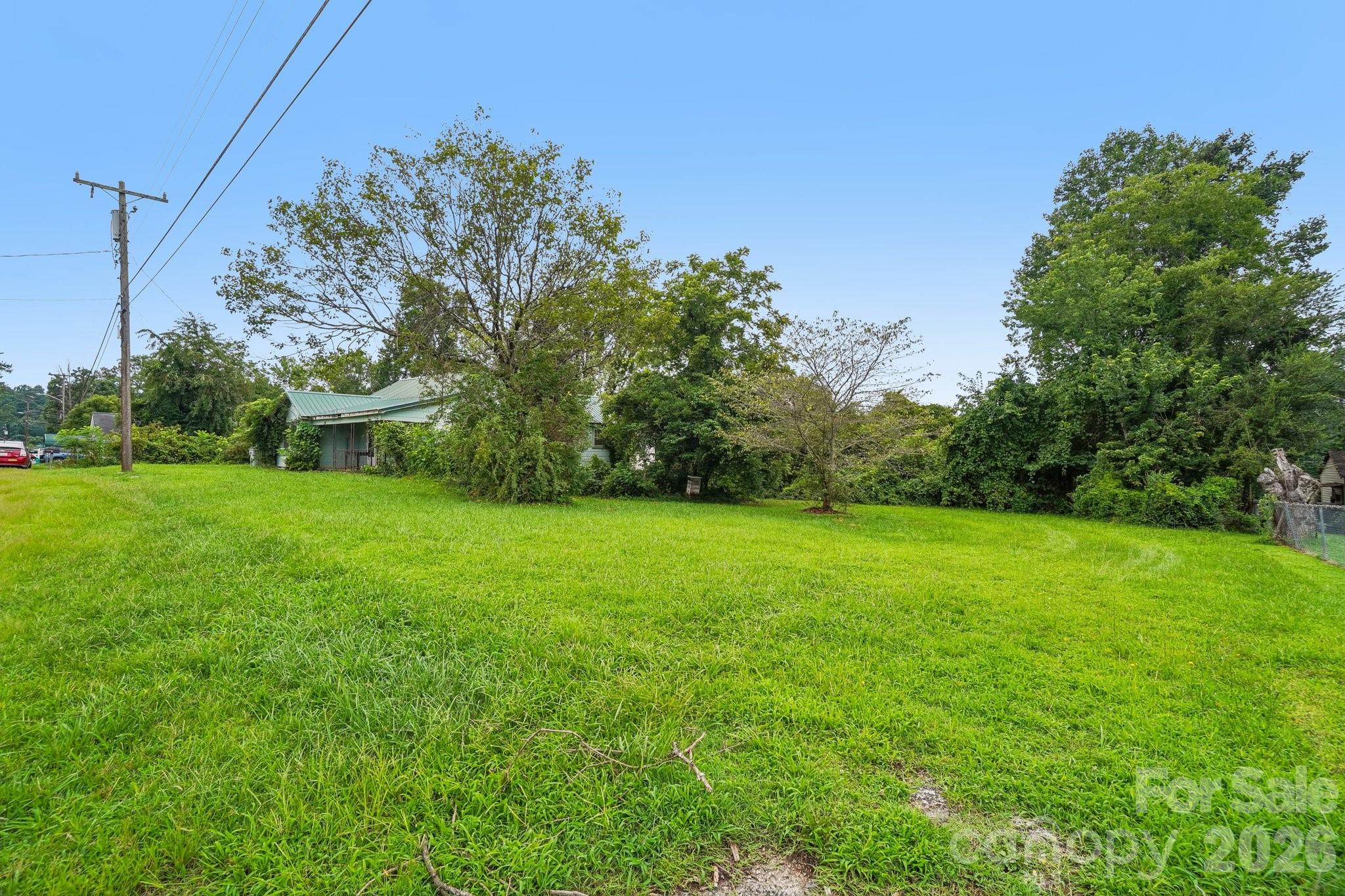 214 Sunset Street Property Photo 14