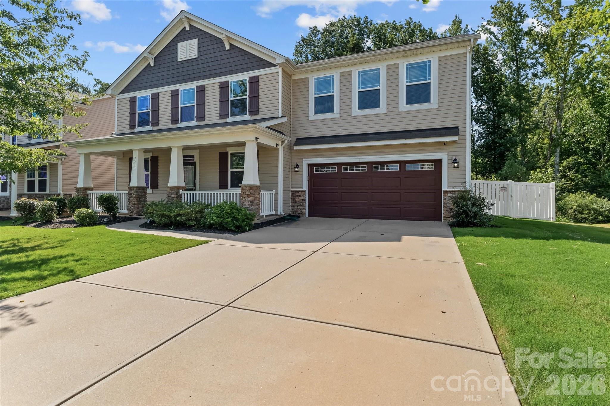 7513 Meridale Forest Drive Property Photo 2