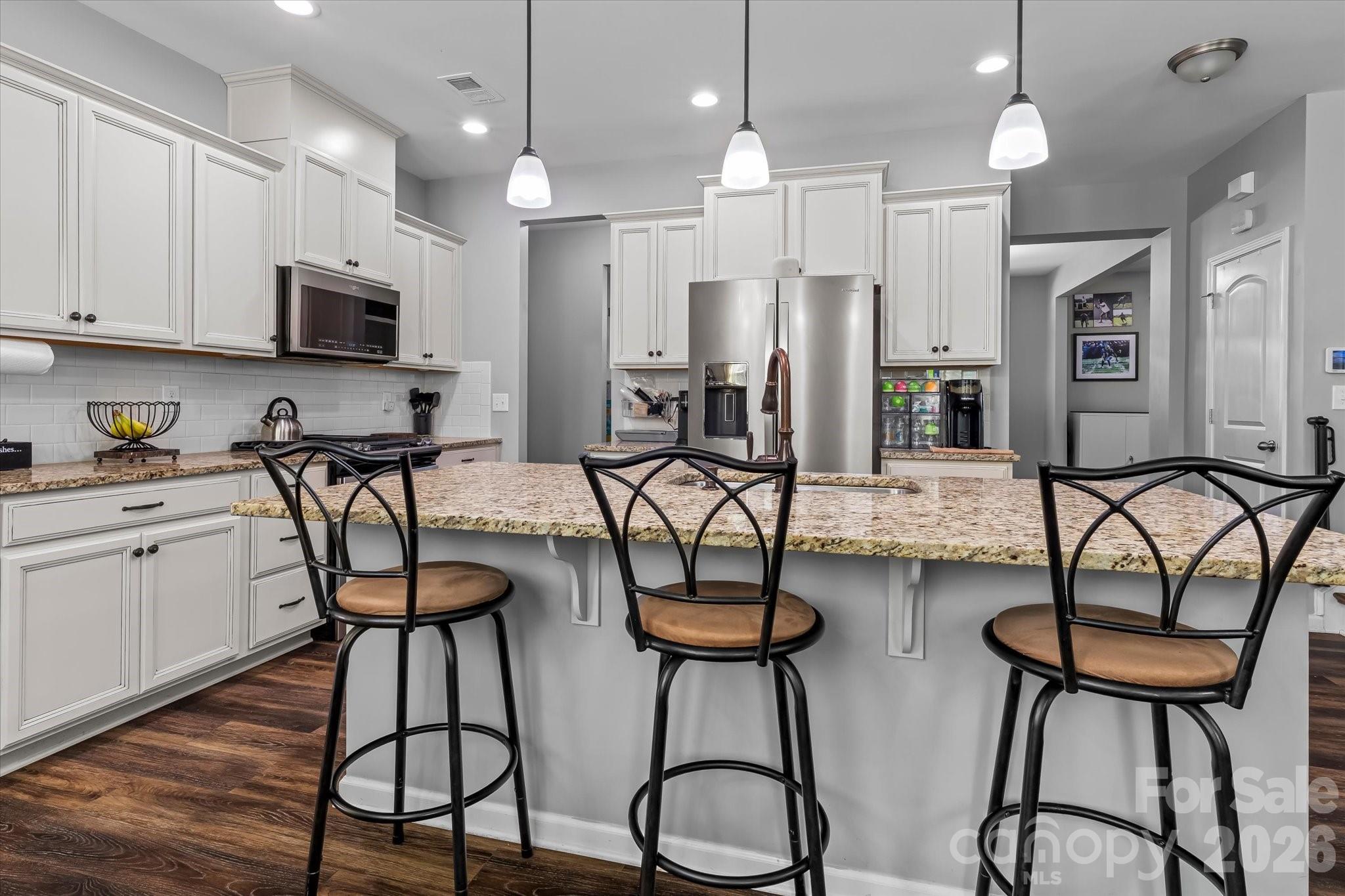7513 Meridale Forest Drive Property Photo 10