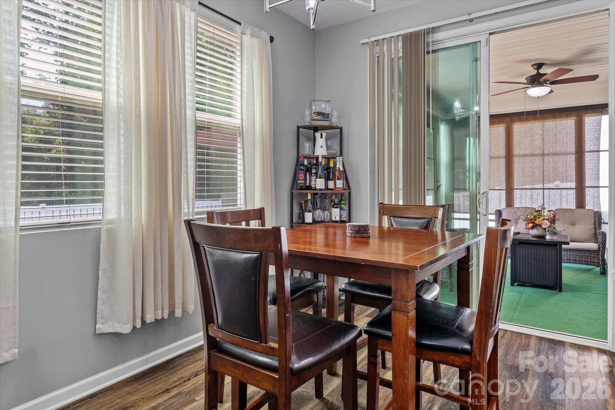 7513 Meridale Forest Drive Property Photo 12