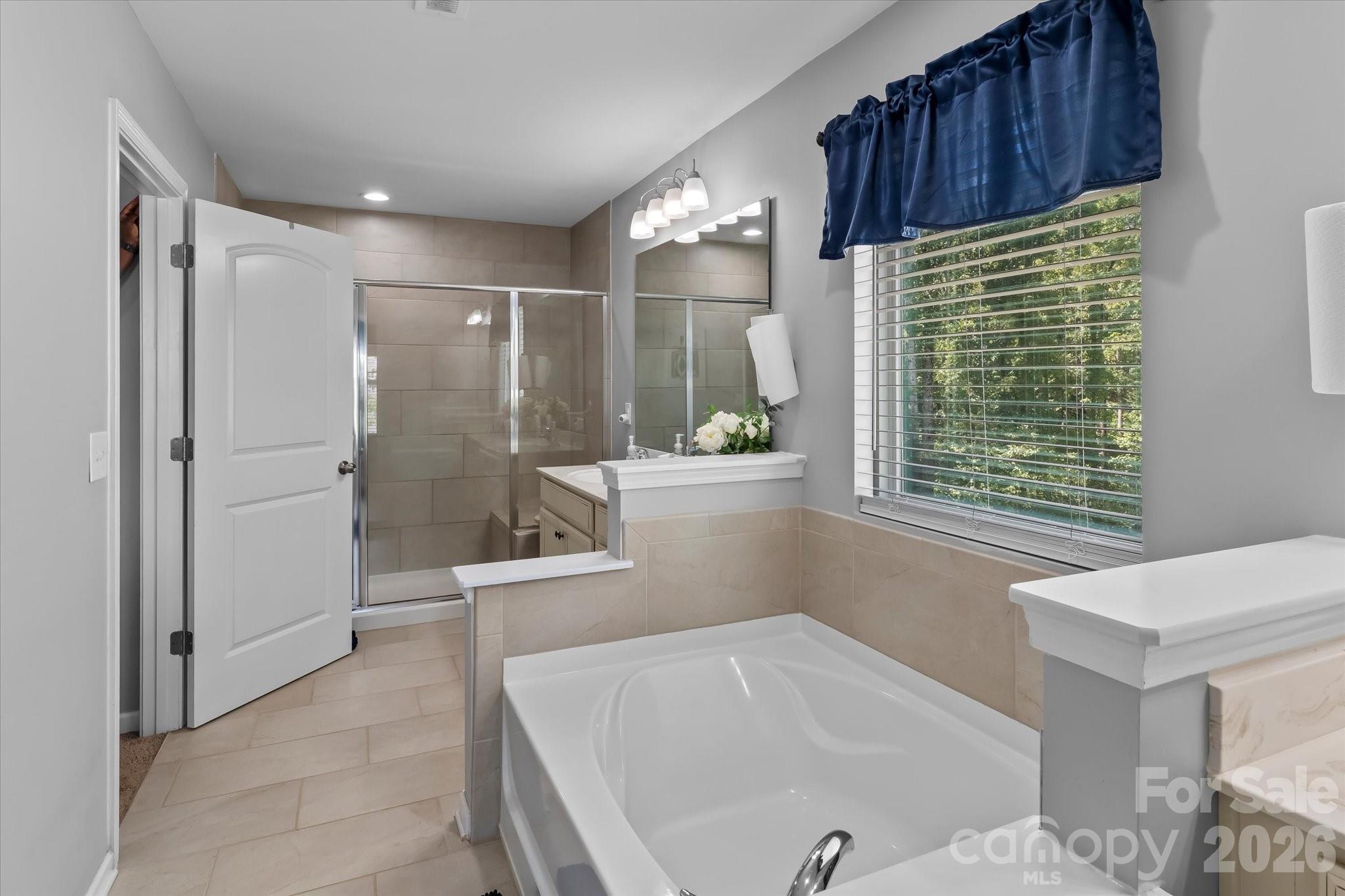 7513 Meridale Forest Drive Property Photo 25