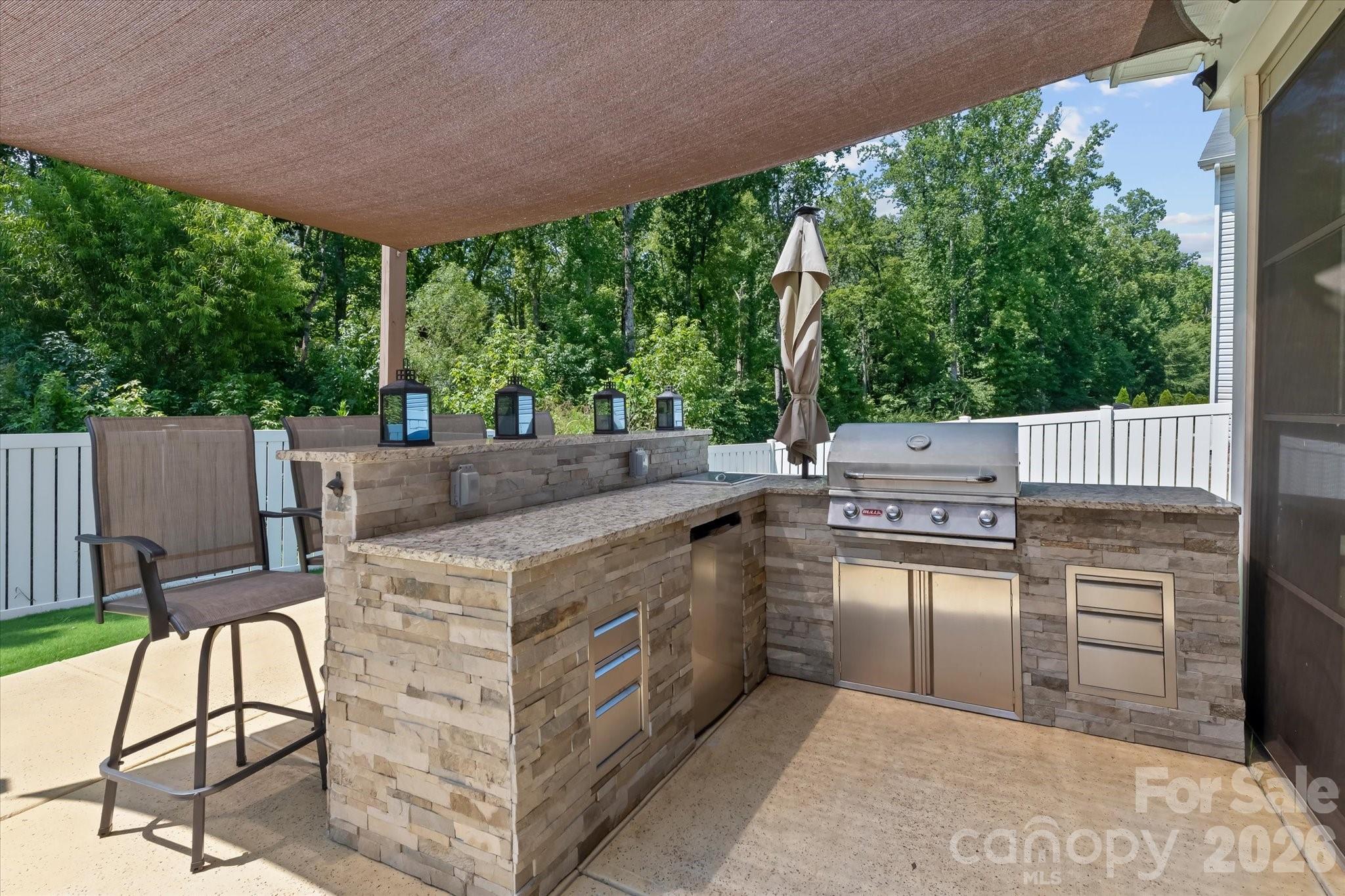 7513 Meridale Forest Drive Property Photo 35