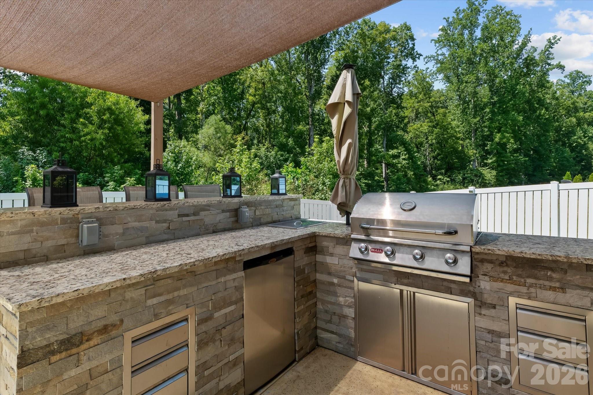 7513 Meridale Forest Drive Property Photo 37