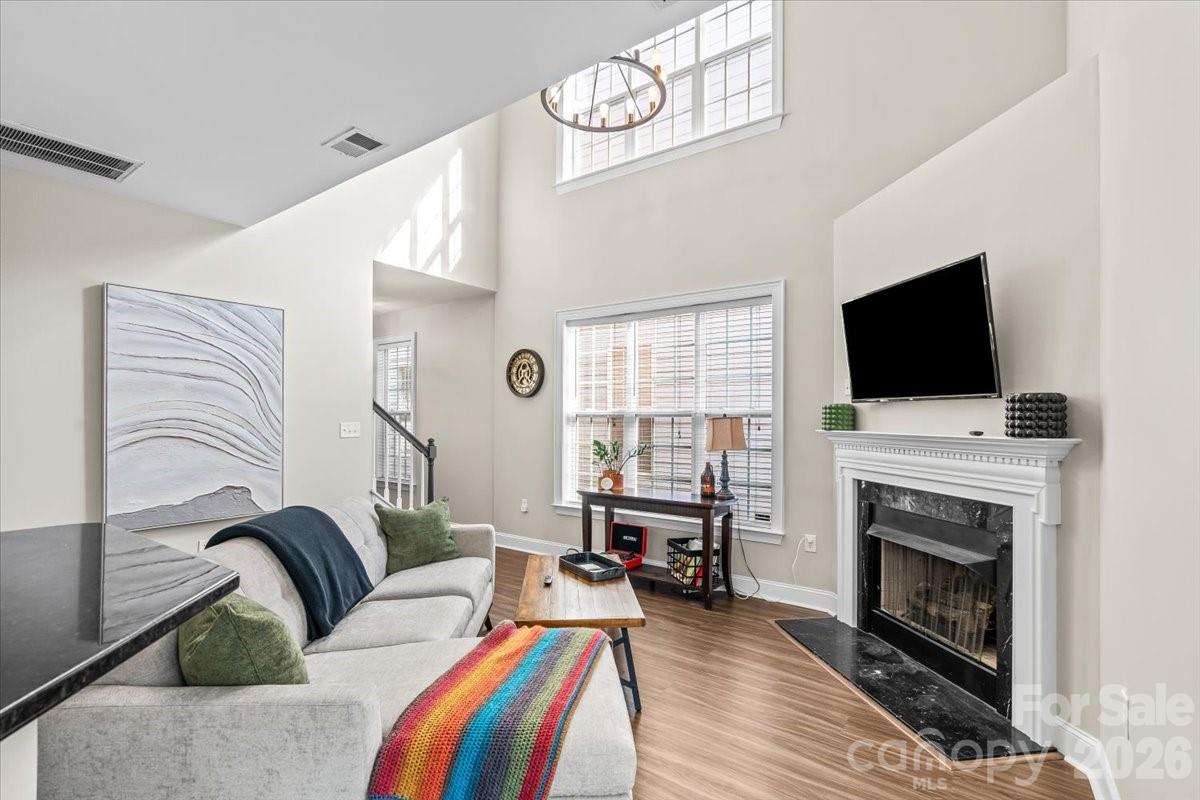 1853 Lela Avenue Property Photo 10