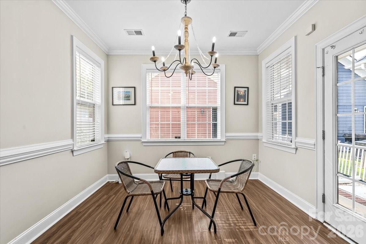 1853 Lela Avenue Property Photo 16