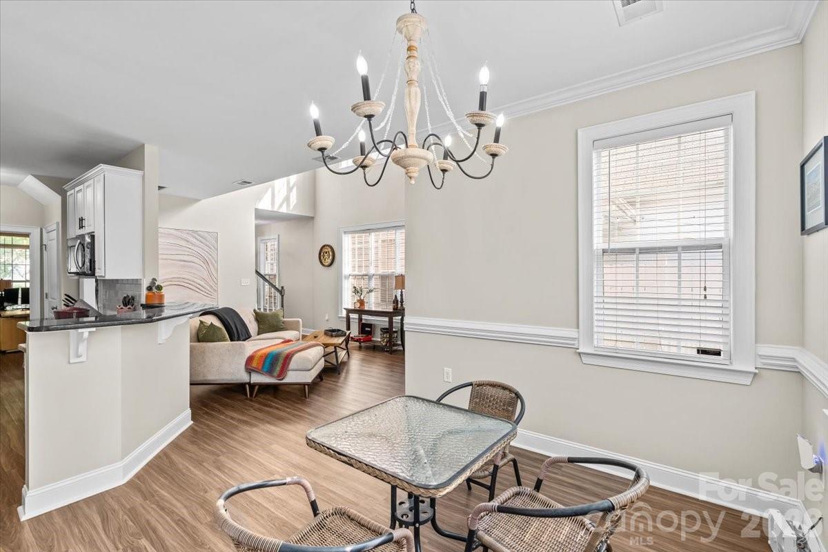 1853 Lela Avenue Property Photo 17