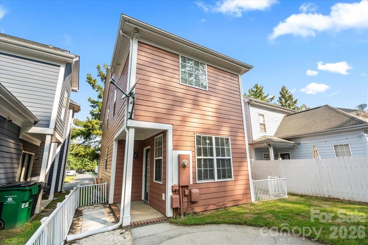 1853 Lela Avenue Property Photo 45