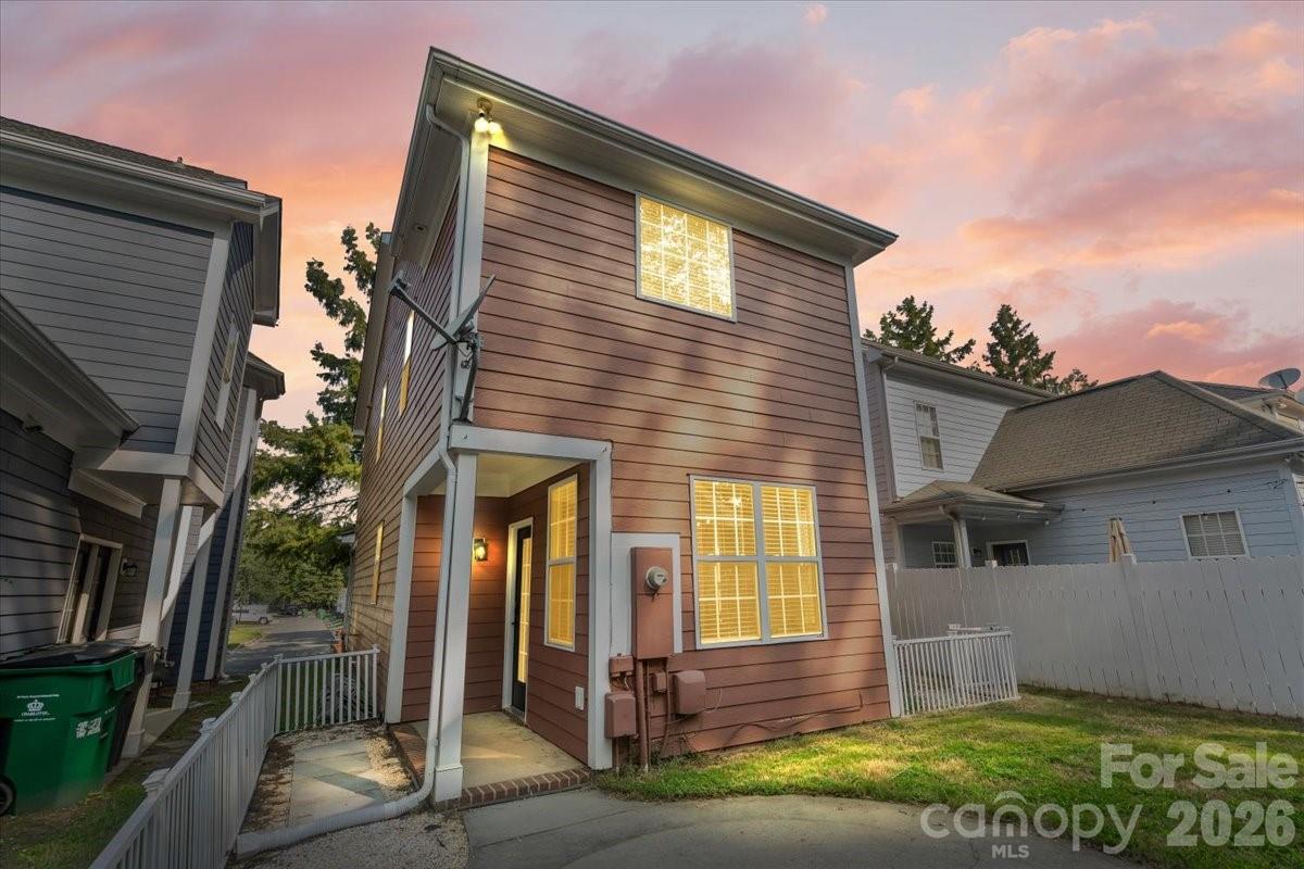 1853 Lela Avenue Property Photo 46