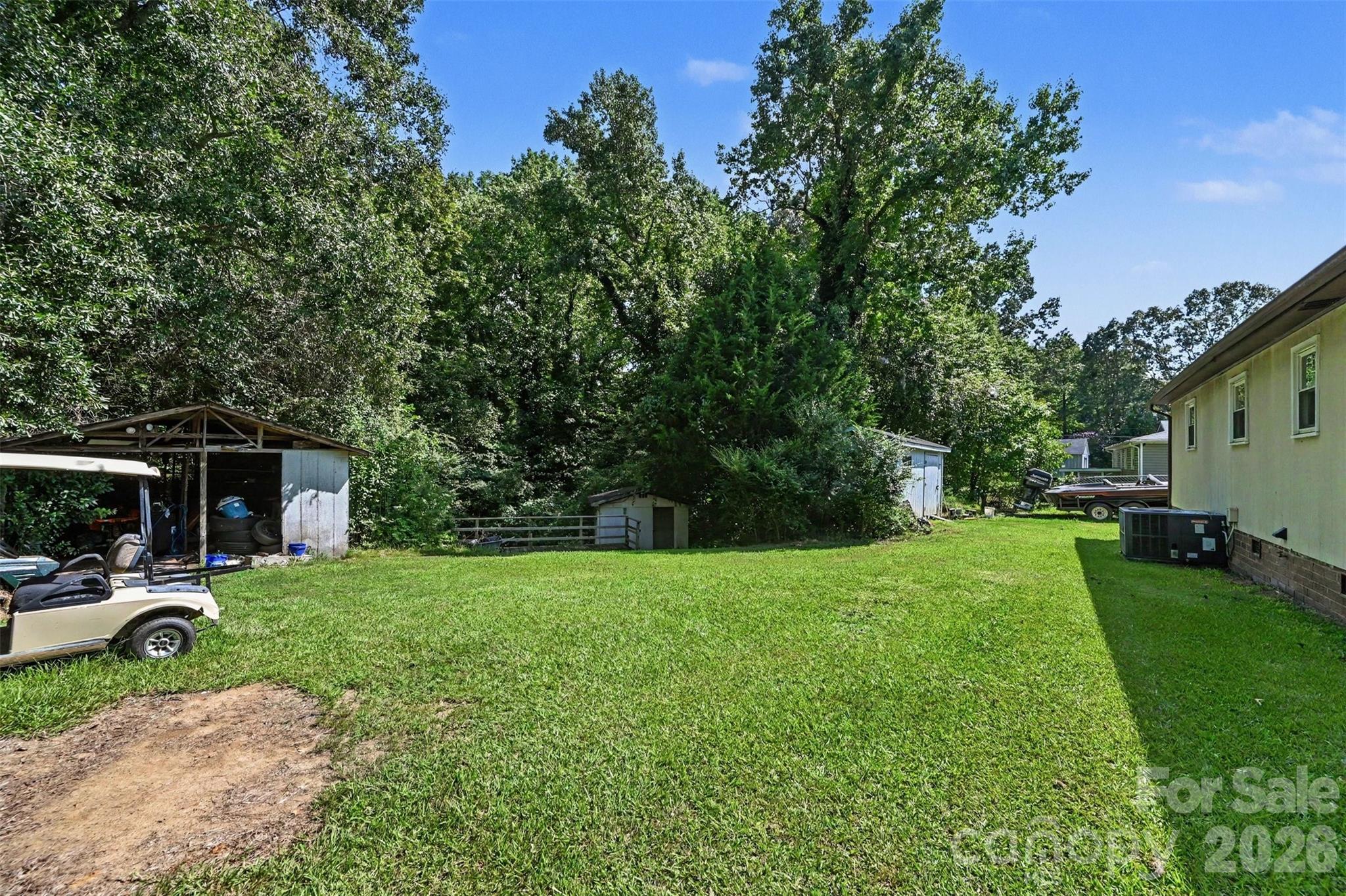 808 E Chestnut Street Property Photo 30