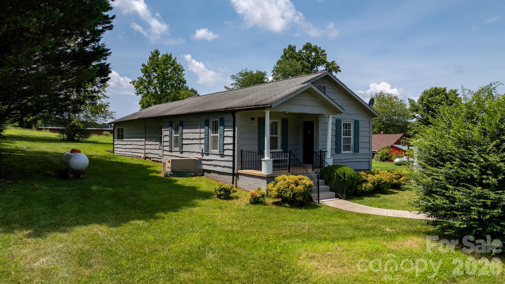 191 Power Street Property Photo 2