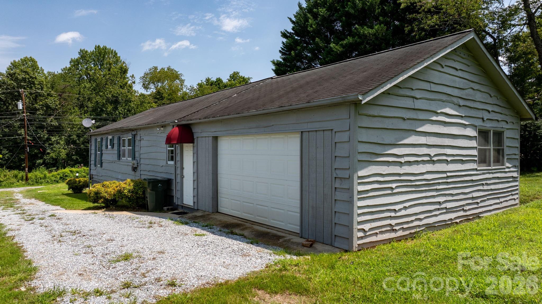 191 Power Street Property Photo 3