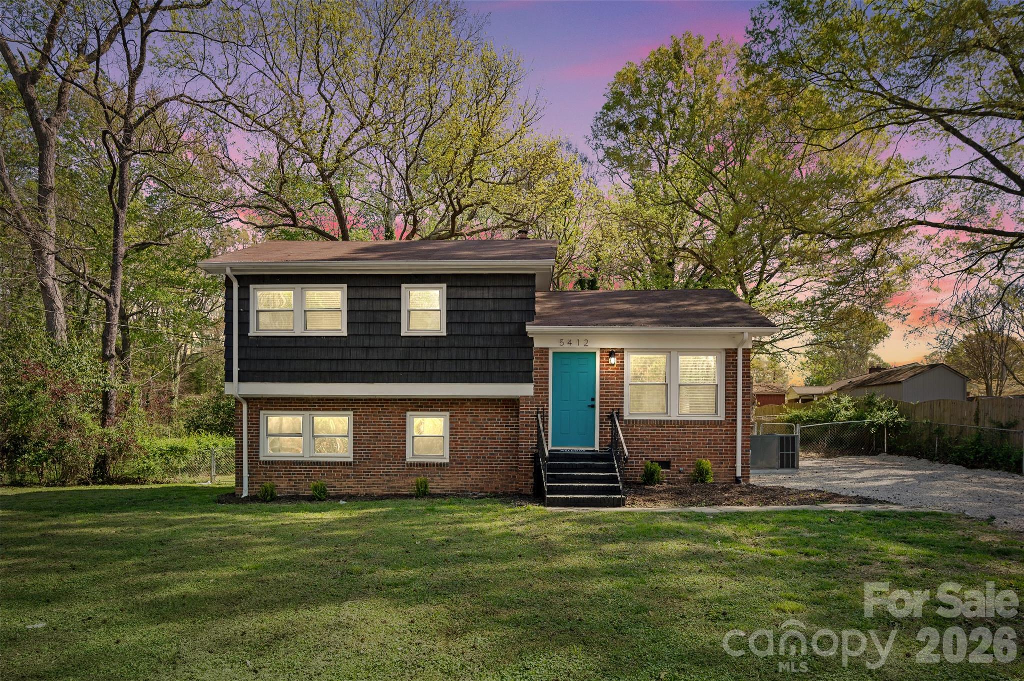 5412 Milhaven Lane Property Photo 1