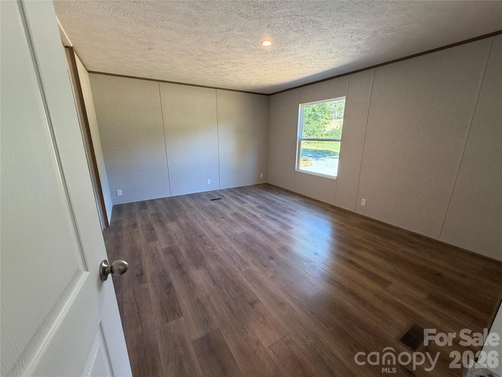 1655 Hudlow Road Property Photo 6