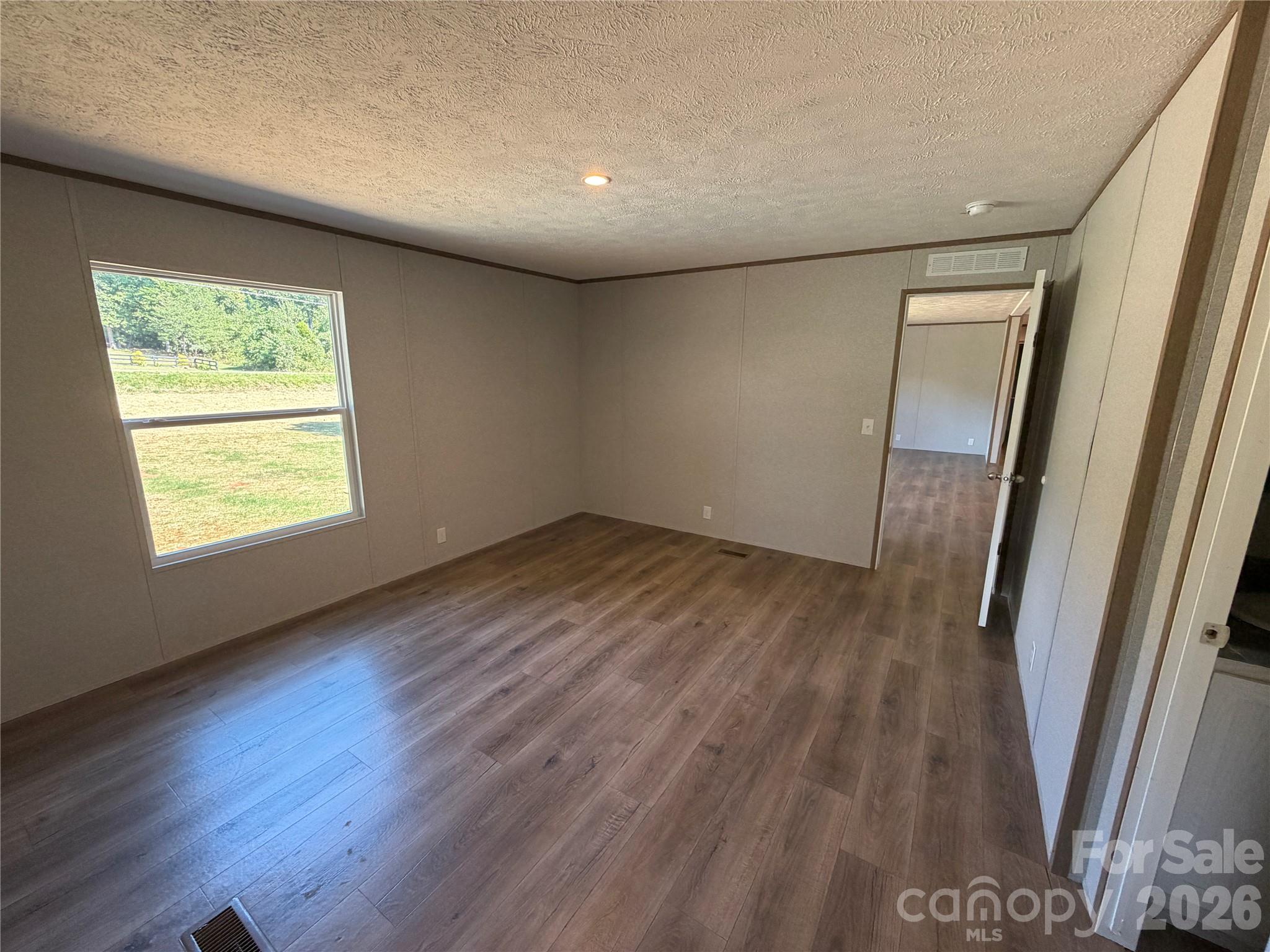 1655 Hudlow Road Property Photo 12