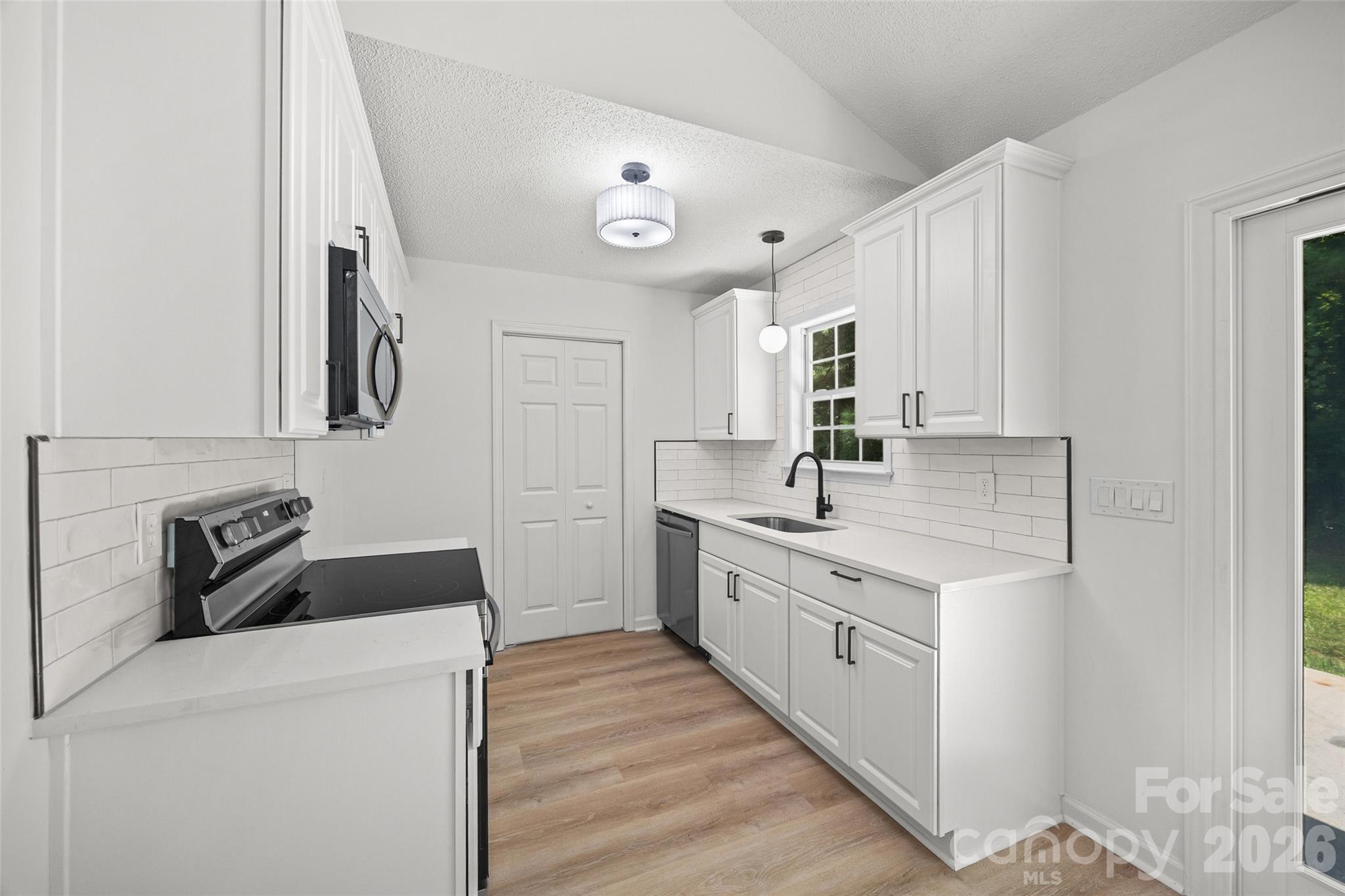360 Masters Drive Property Photo 8