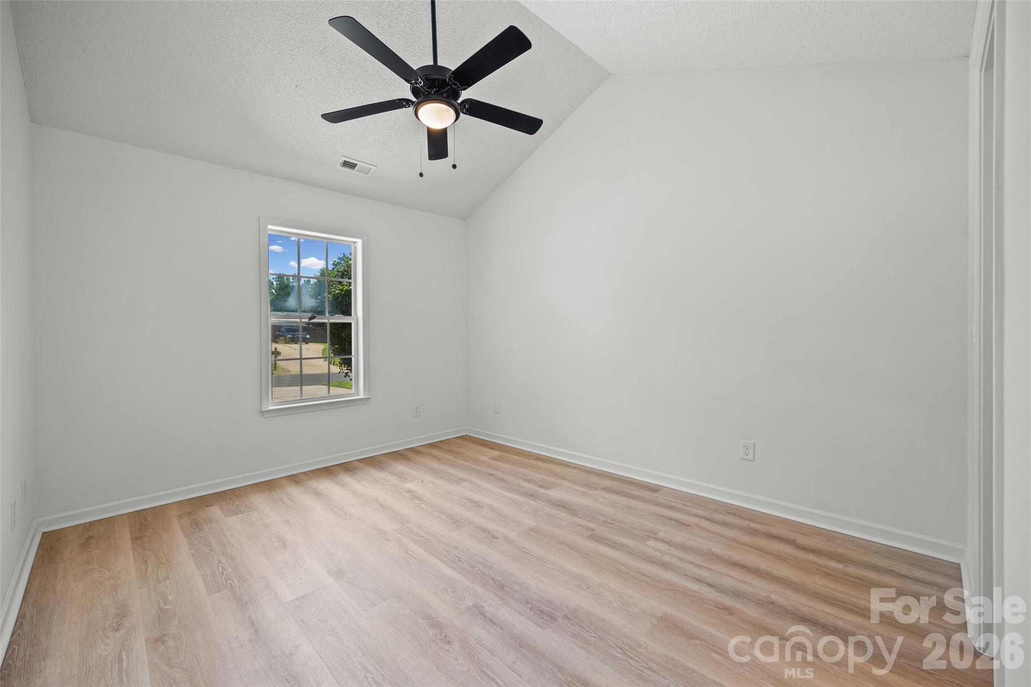 360 Masters Drive Property Photo 15