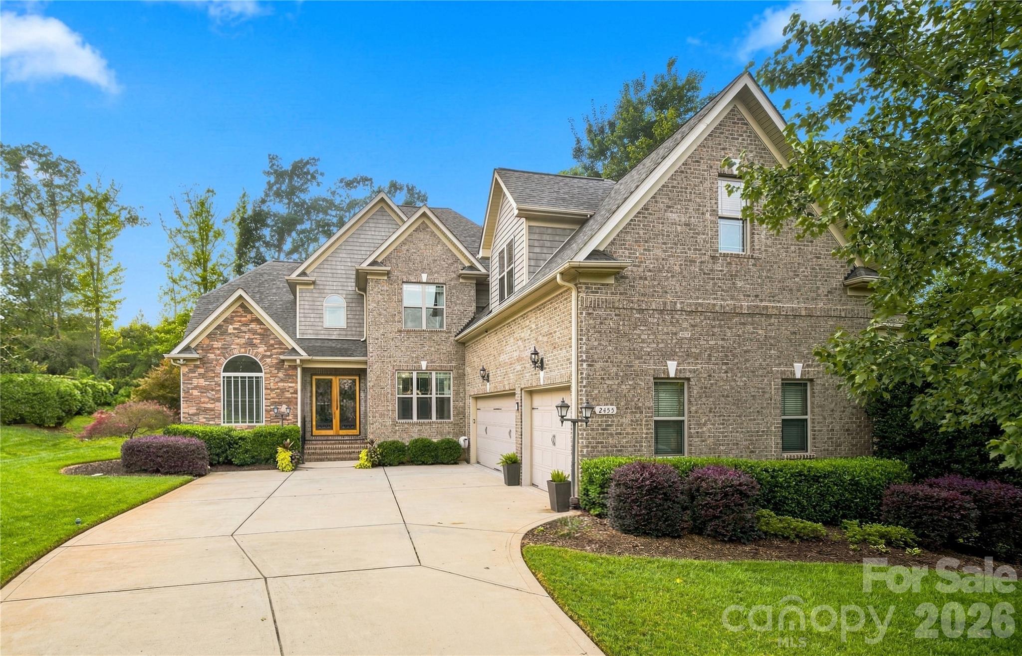 2455 Shiny Leaf Drive Property Photo 1