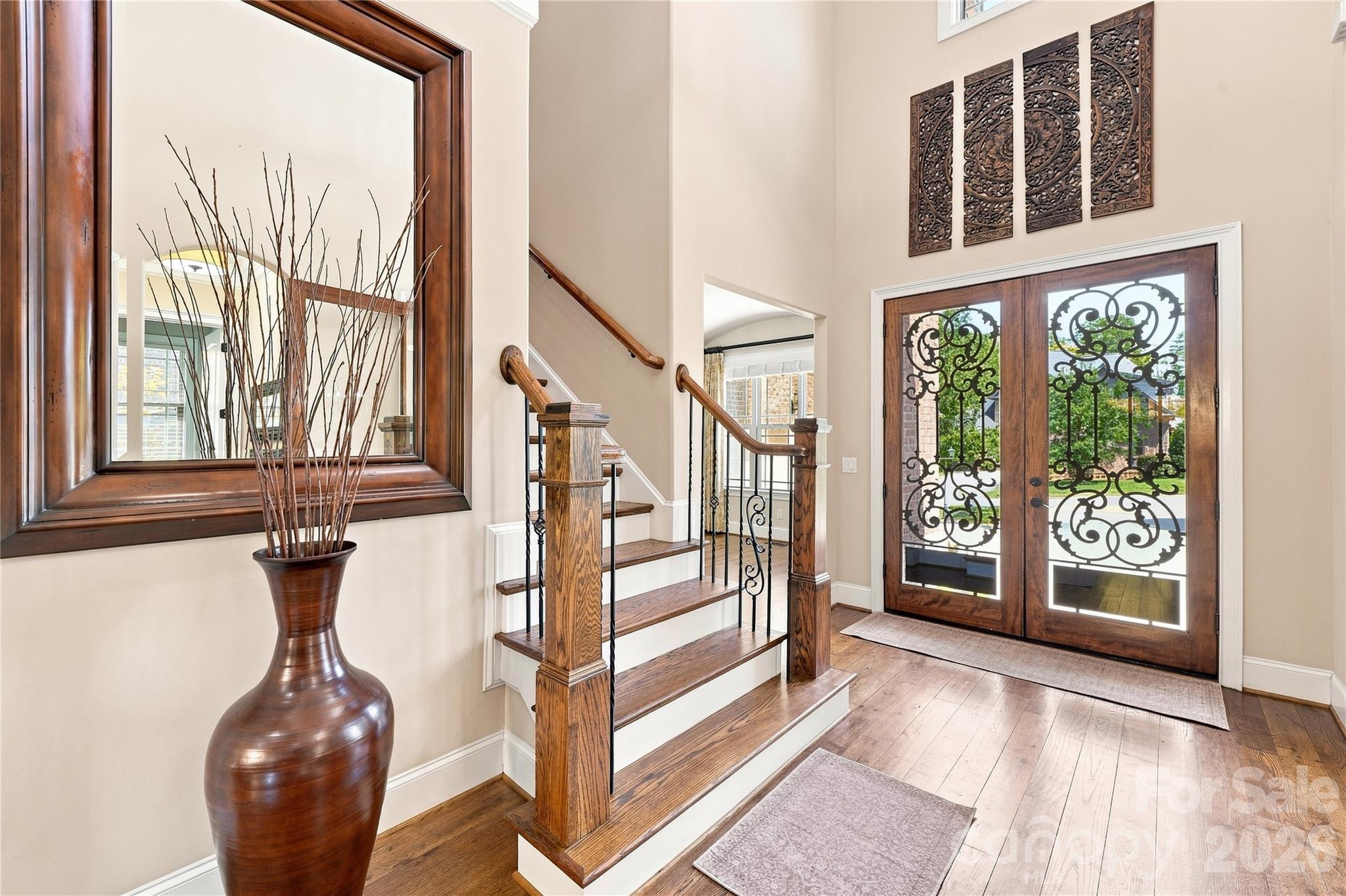 2455 Shiny Leaf Drive Property Photo 6