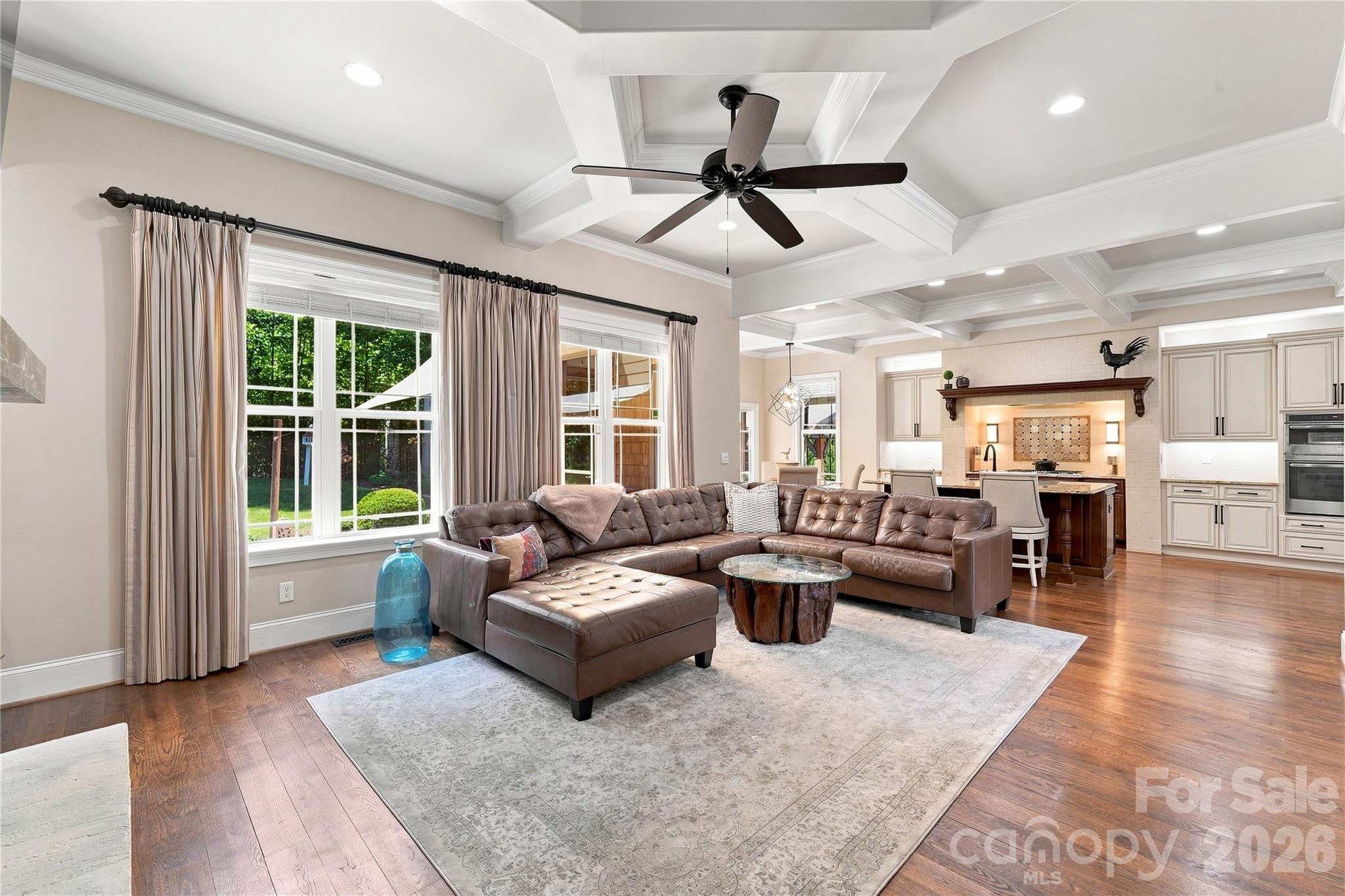 2455 Shiny Leaf Drive Property Photo 11
